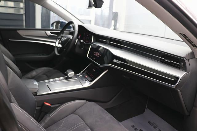 Audi A7L 2023 immagine di auto #21