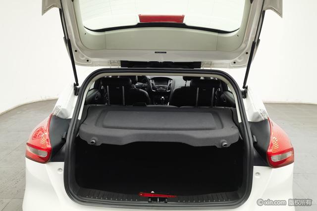 Ford Focus 2015 car image #21