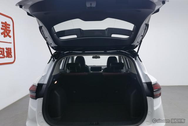 GEELY 2022 car image #21