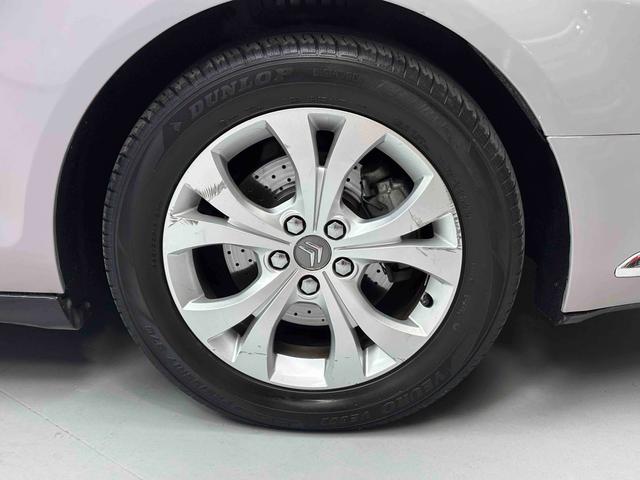 Citroen C5 2012 car image #21