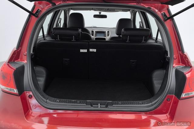 Great Wall M4 2013 صورة سيارة #21