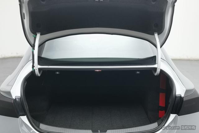 Chevrolet Malibu XL 2018 #21 Chevrolet Malibu XL 2018 car image #21