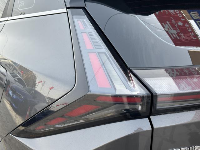 GEELY Boyue 2023 immagine di auto #21