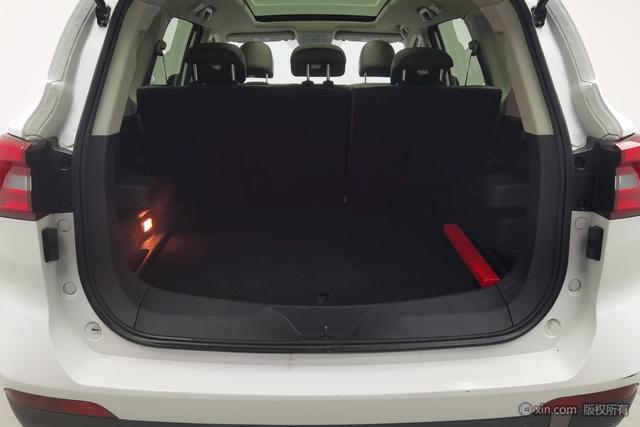 Forthing JOYEAR X5 2017 изображение автомобиля #21