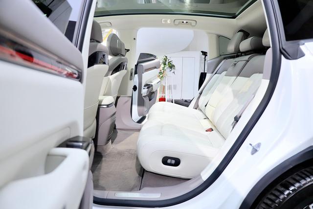 极氪 极氪7X 2024 汽车图片 #21