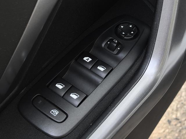 Peugeot 2008 2014 immagine di auto #21