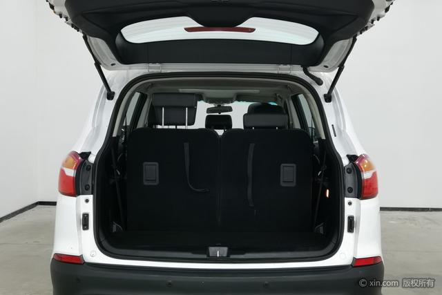 SWM斯威汽车 SWM斯威X7 2019 汽车图片 #21