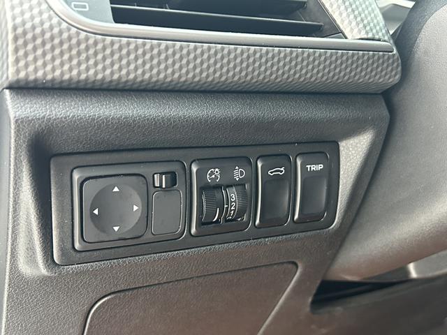 睿蓝汽车 枫叶60s 2022 汽车图片 #21