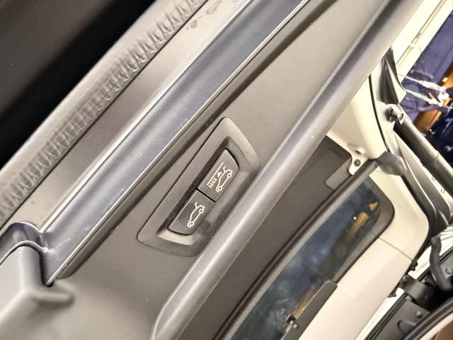 BMW 5 Series GT 2012 car image #21