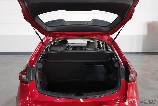 GEELY Vision X3 2019 immagine di auto #21