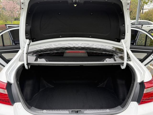 GEELY Vision 2020 imagen de coche #21