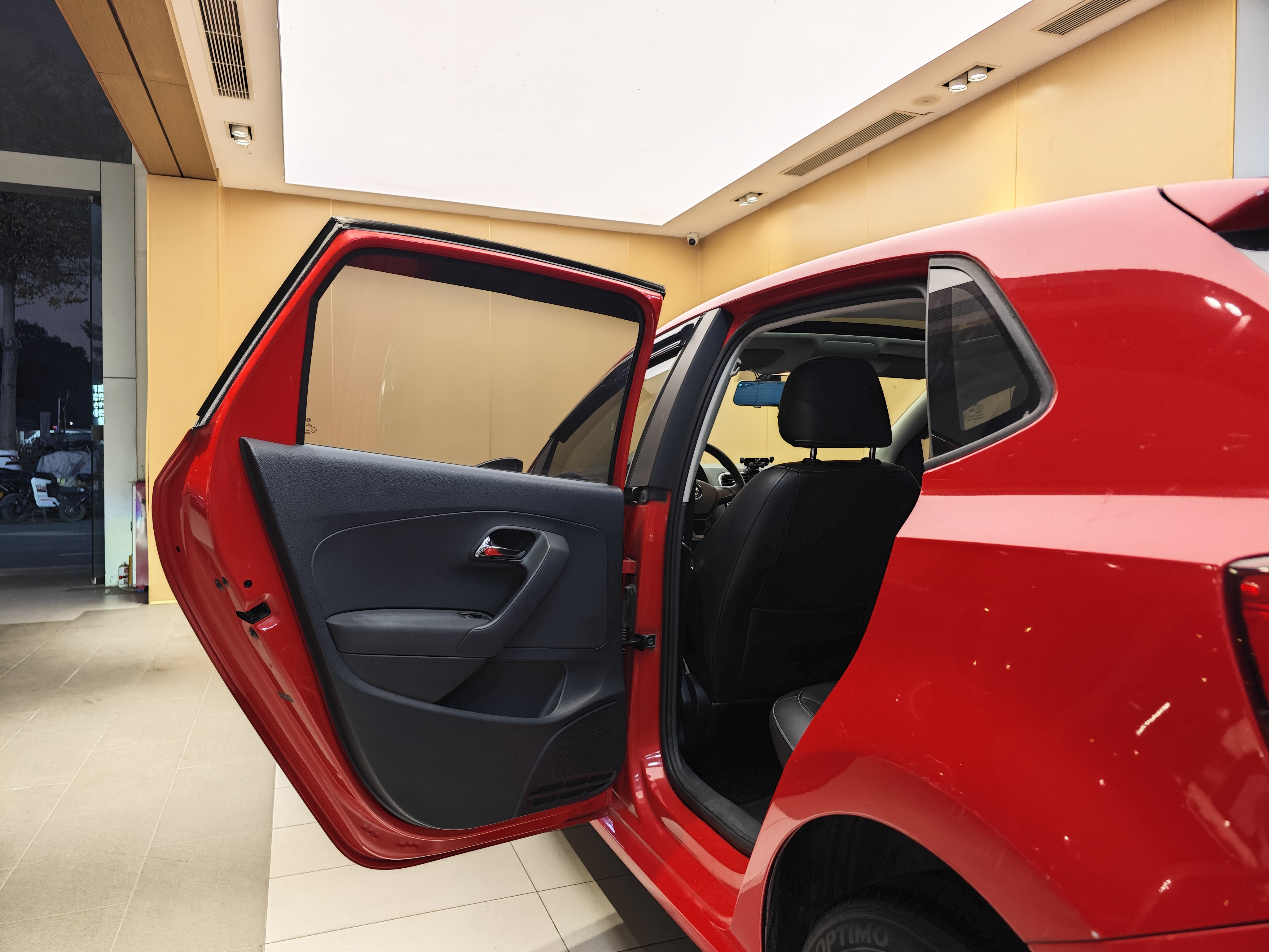 Volkswagen Polo 2015 #21 Volkswagen Polo 2015 car image #21