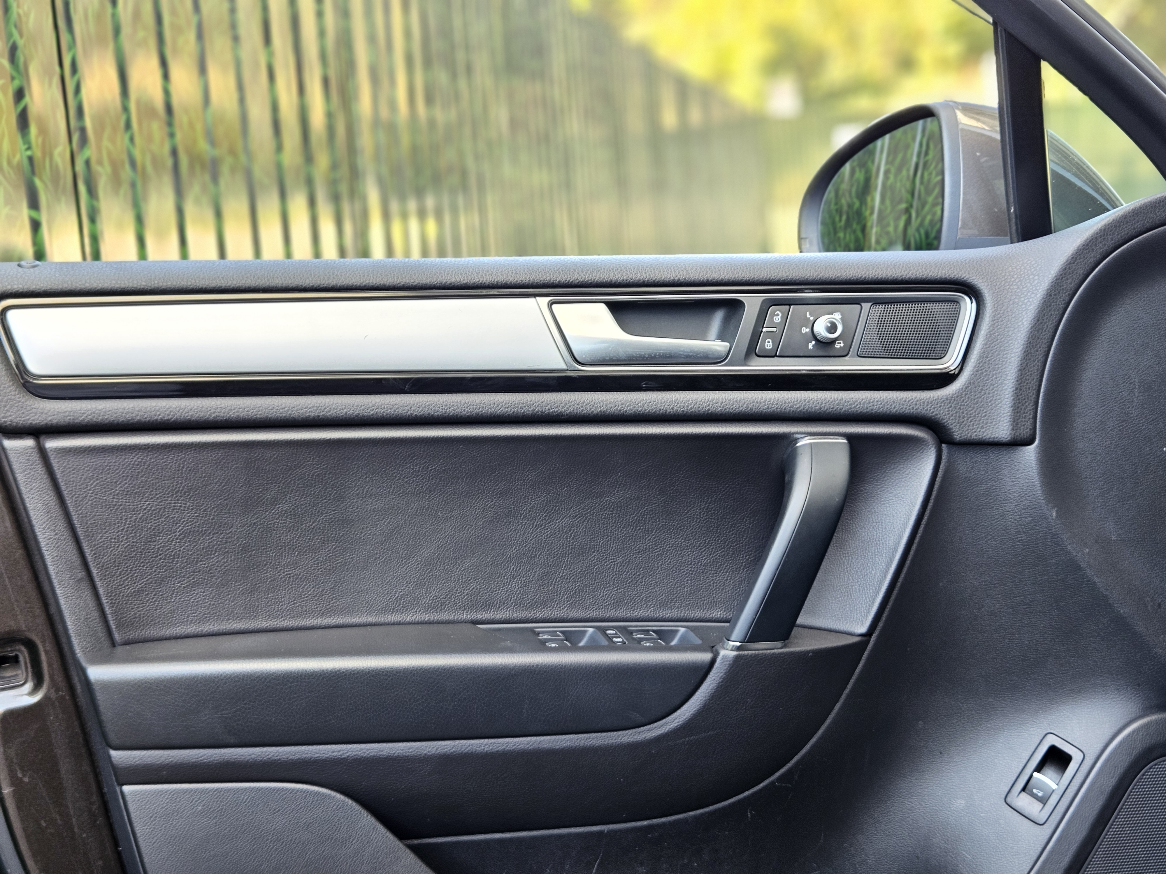 Volkswagen Touareg 2017 car image #21