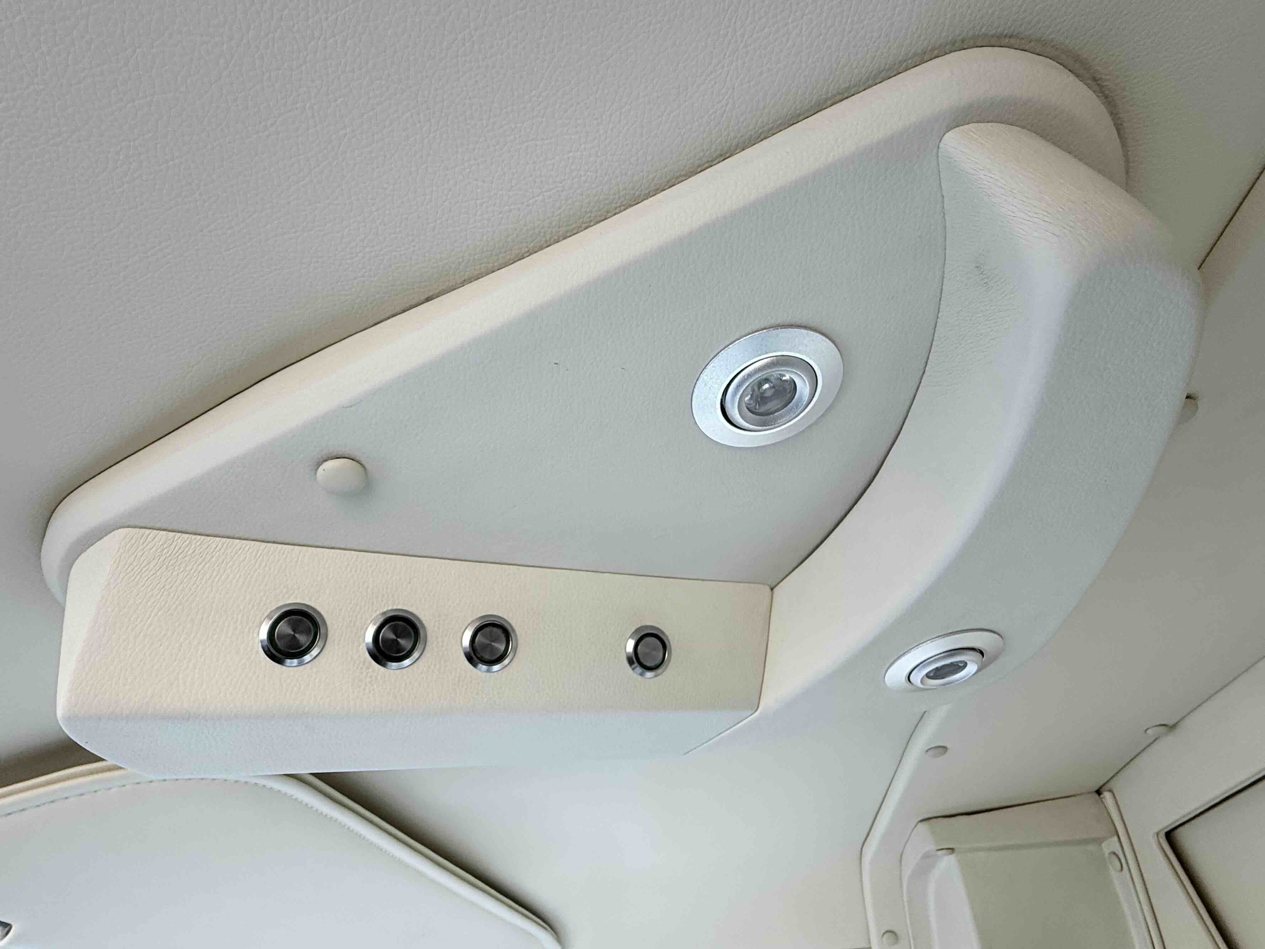 Ford E350 2015 #21 Ford E350 2015 car image #21