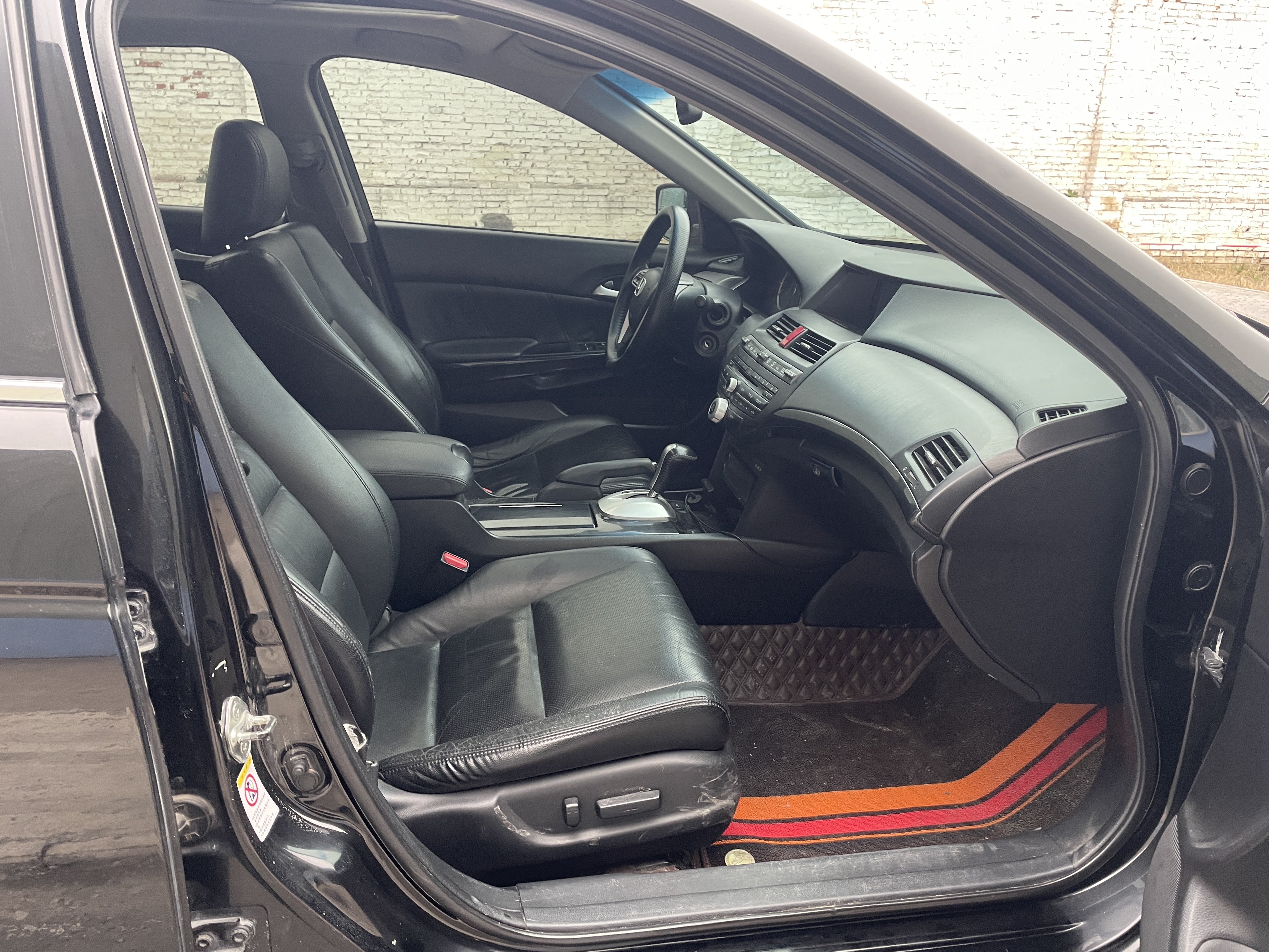 Honda Accord 2012 صورة سيارة #21