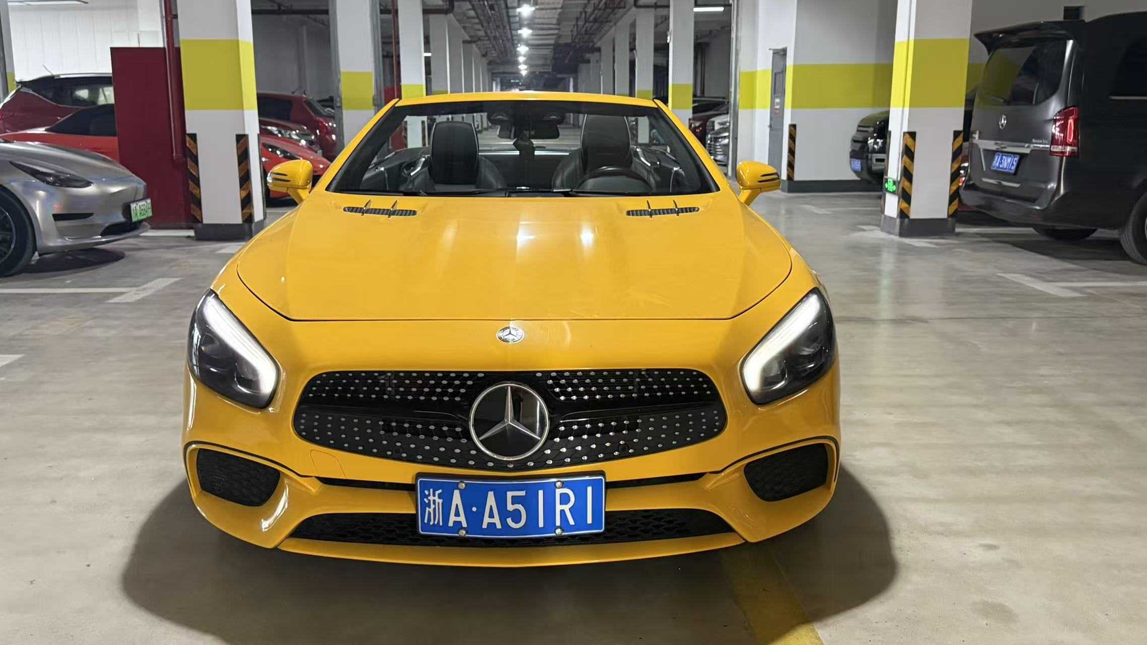 Mercedes-Benz SL Class 2017 car image #21