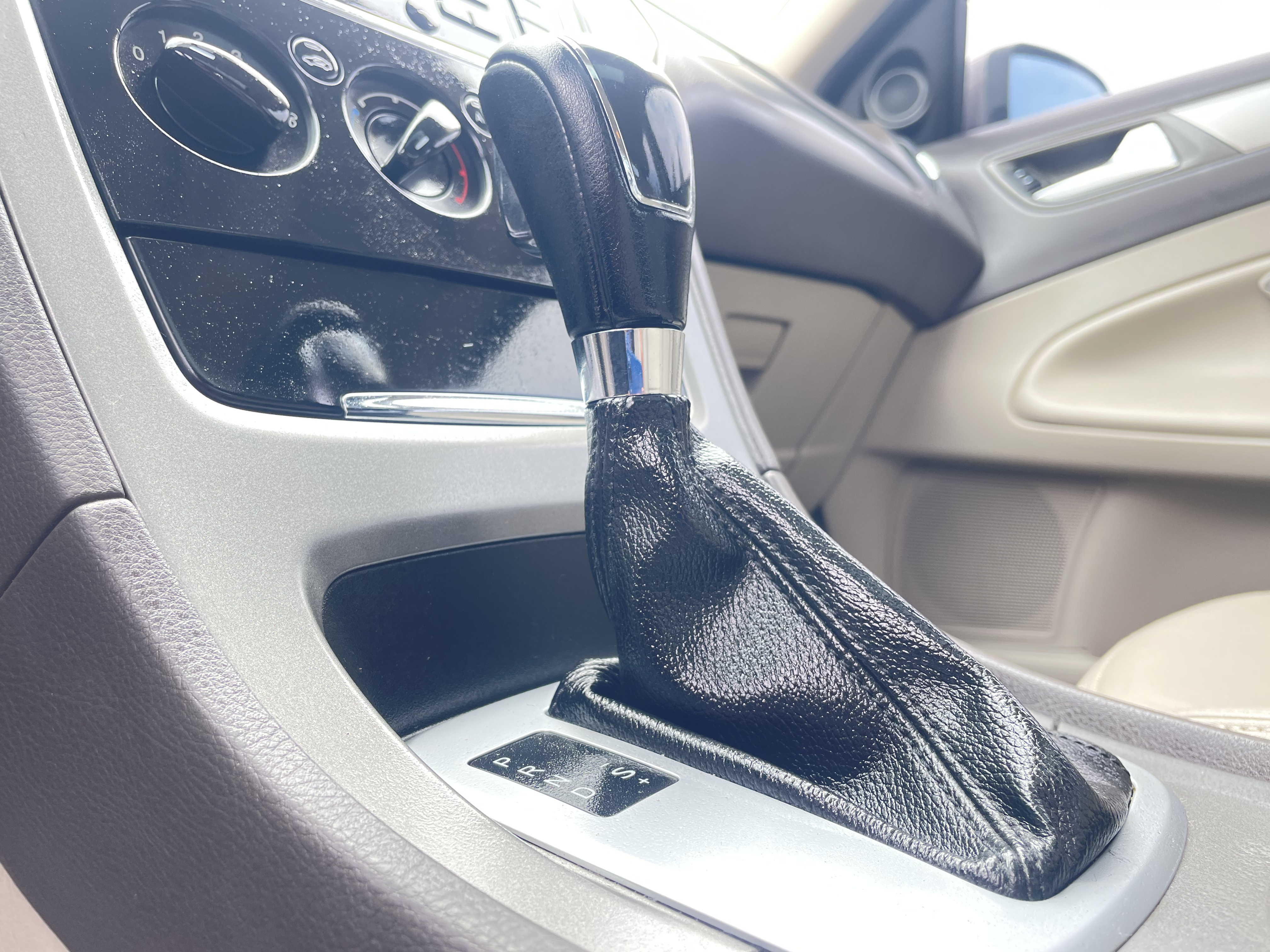 Ford Mondeo-Zhisheng 2012 image de voiture #21