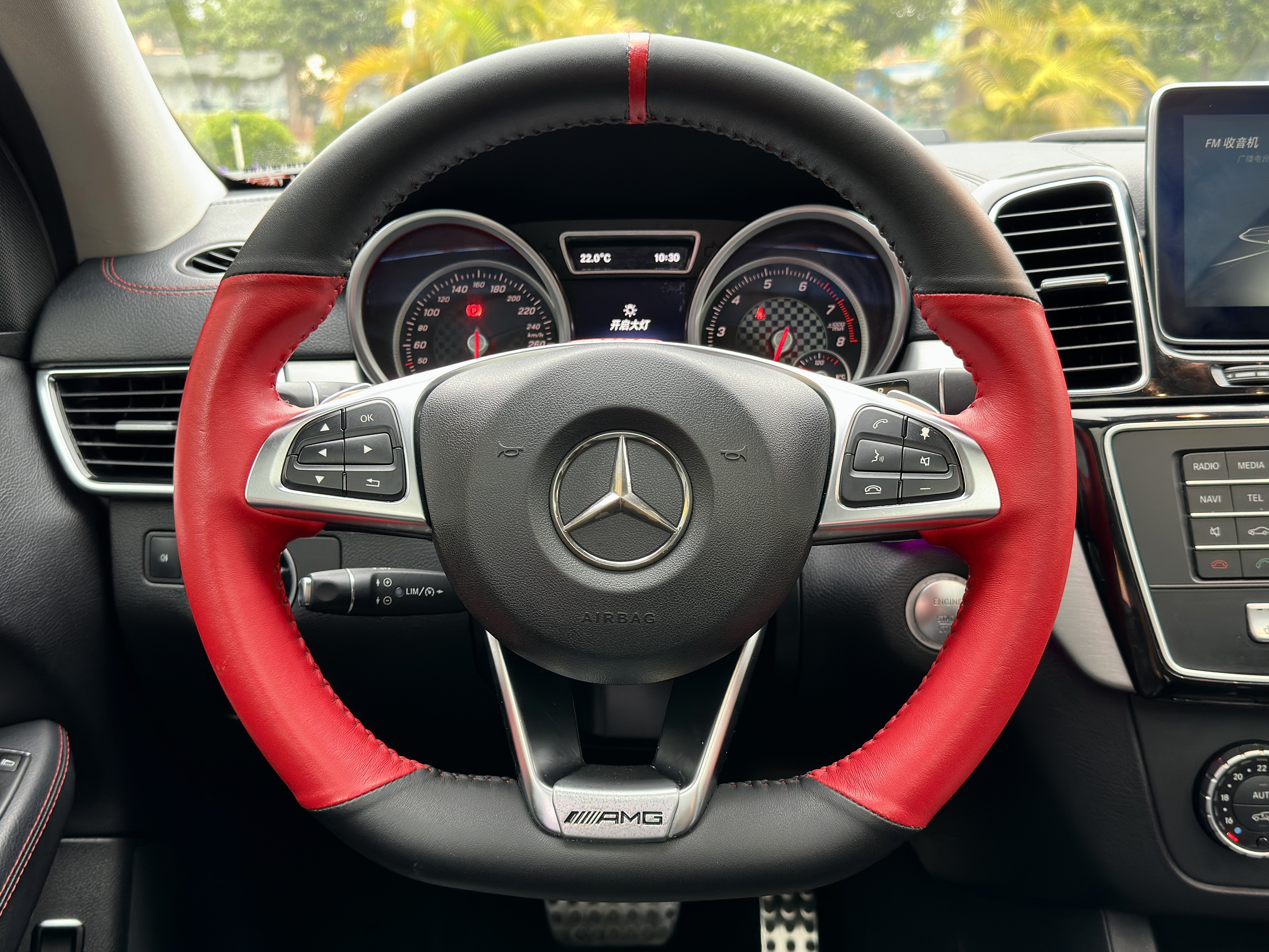 Mercedes-Benz GLE Coupe 2016 car image #21