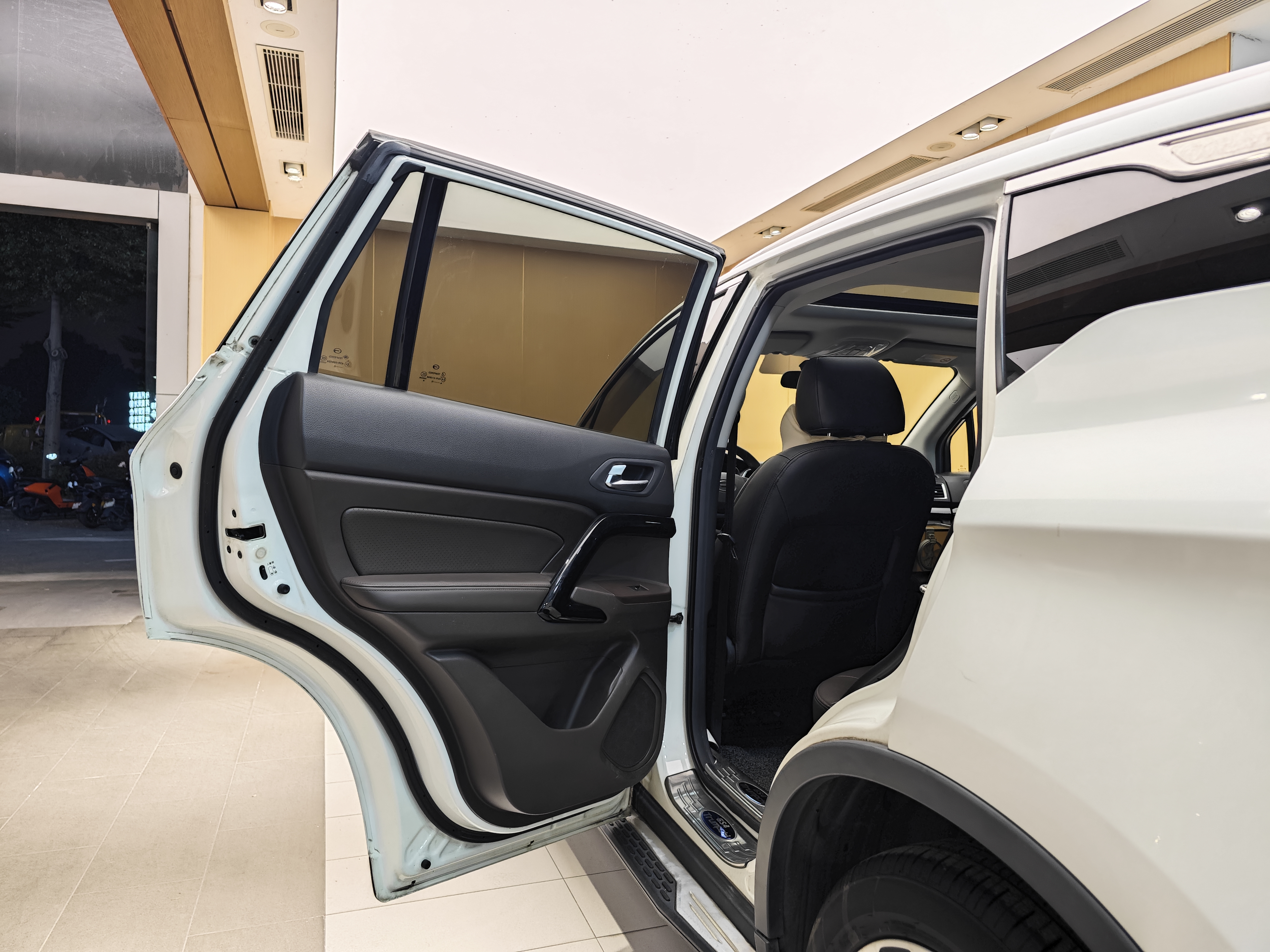 GAC Trumpchi GS4 2018 #21 GAC Trumpchi GS4 2018 car image #21