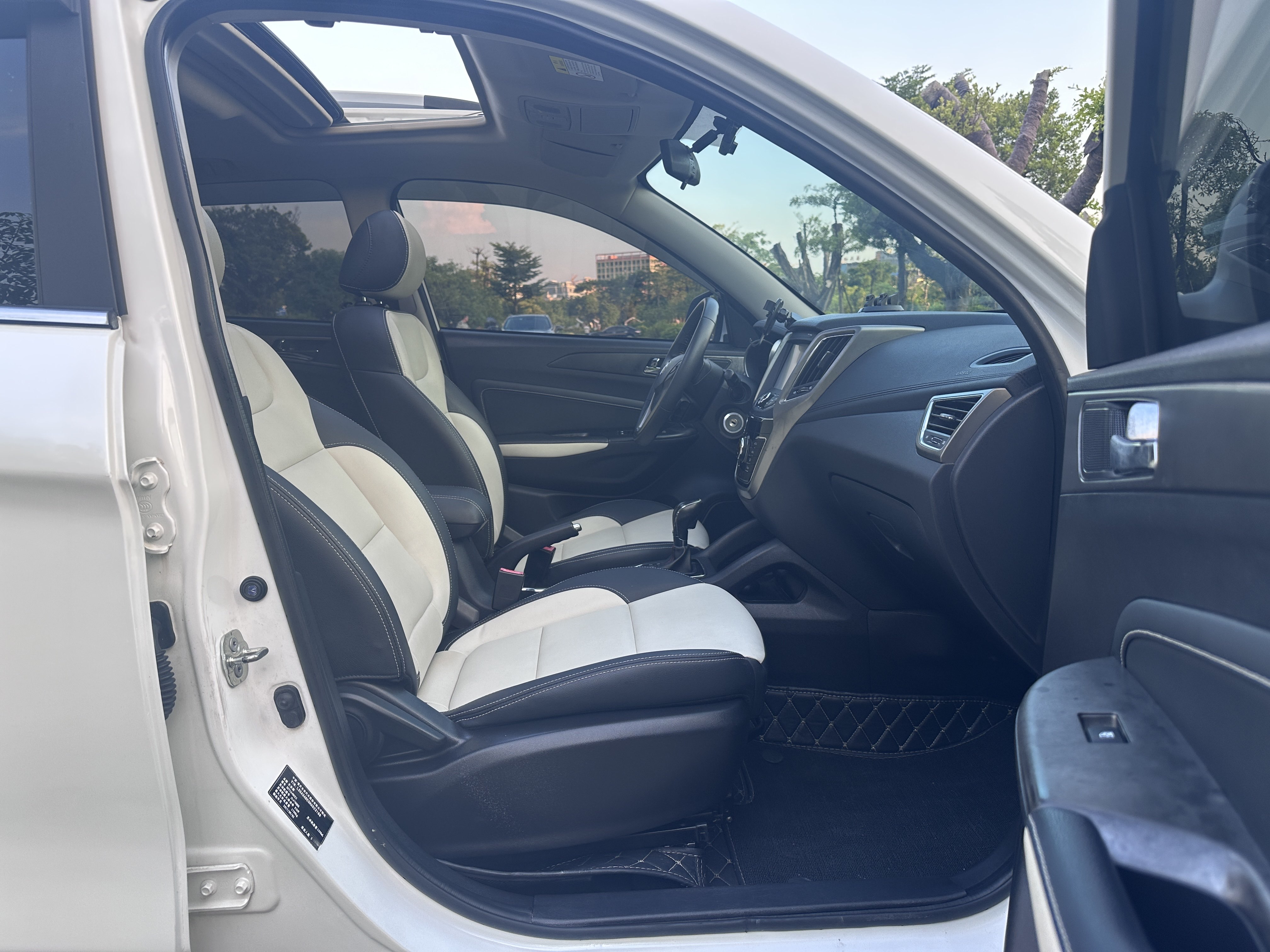 Changan CS35MAX 2017 car image #21