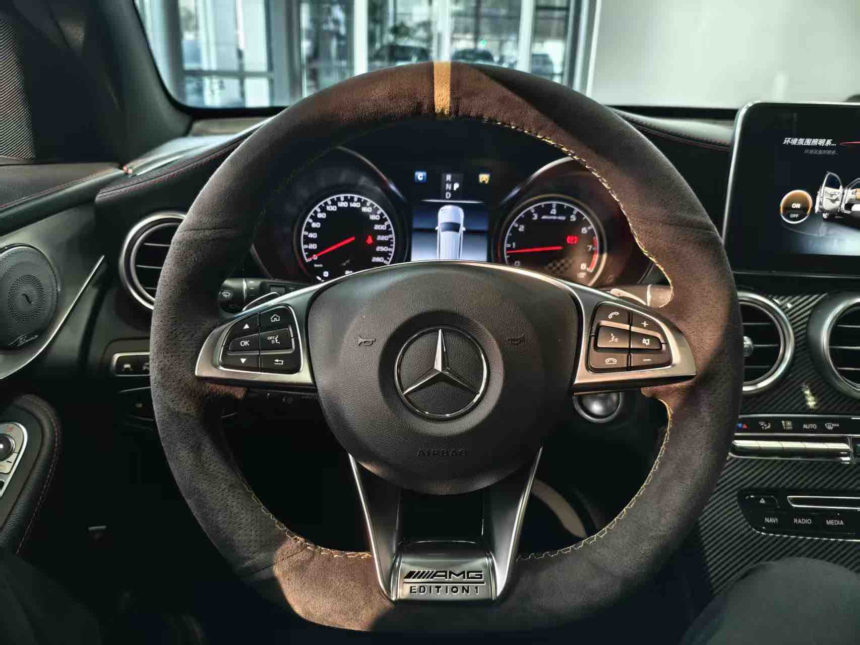 Mercedes-Benz GLC AMG 2019 immagine di auto #21