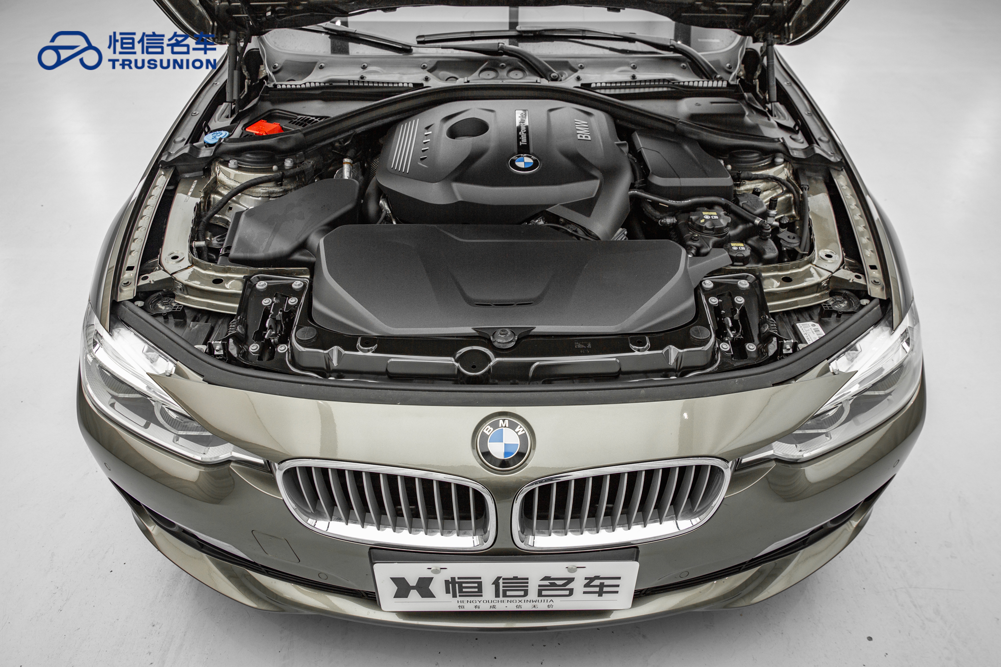 BMW 3 Series 2018 #21 BMW 3 Series 2018 car image #21