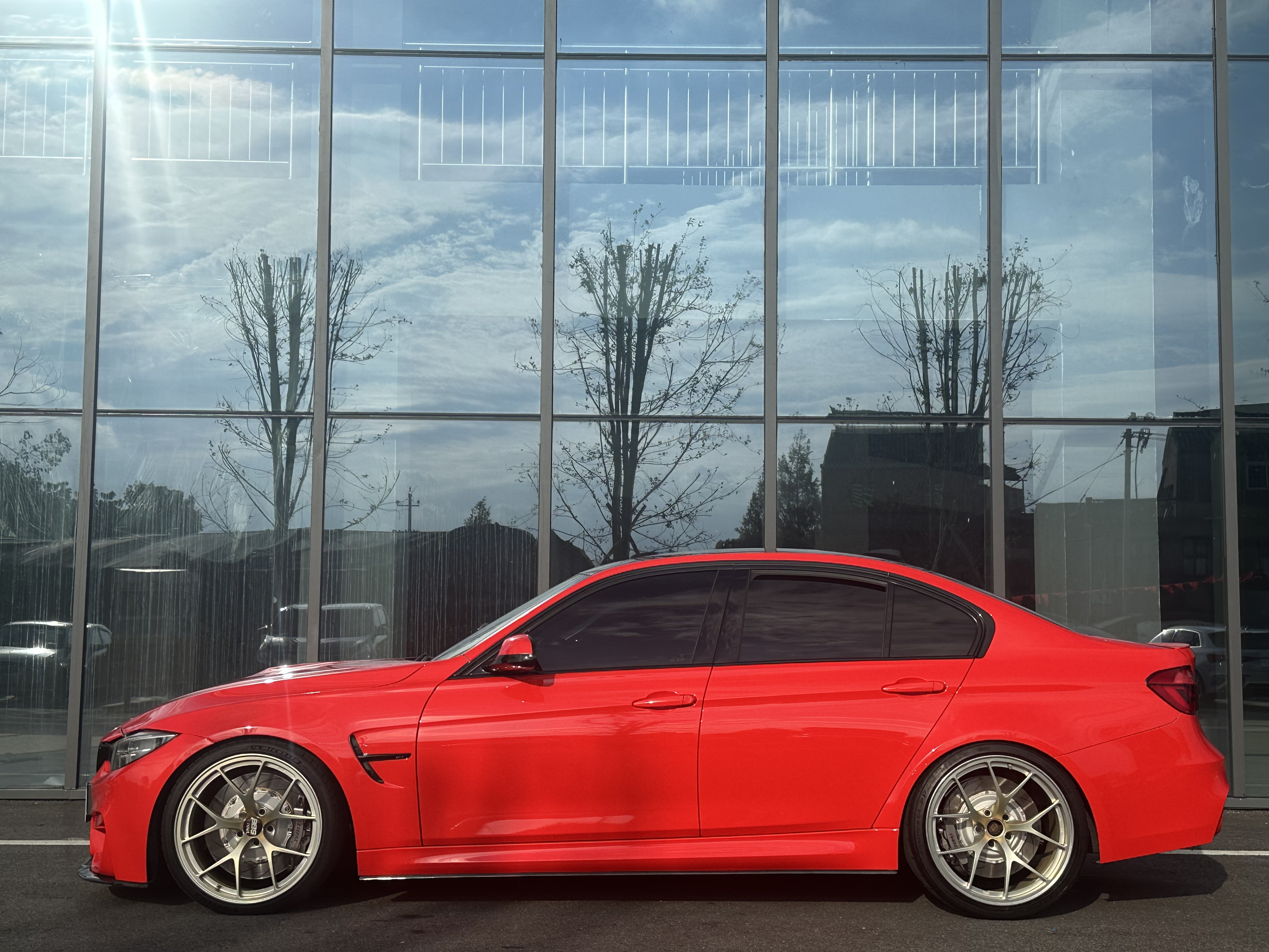 BMW M760Le 2017 #21 BMW M760Le 2017 car image #21