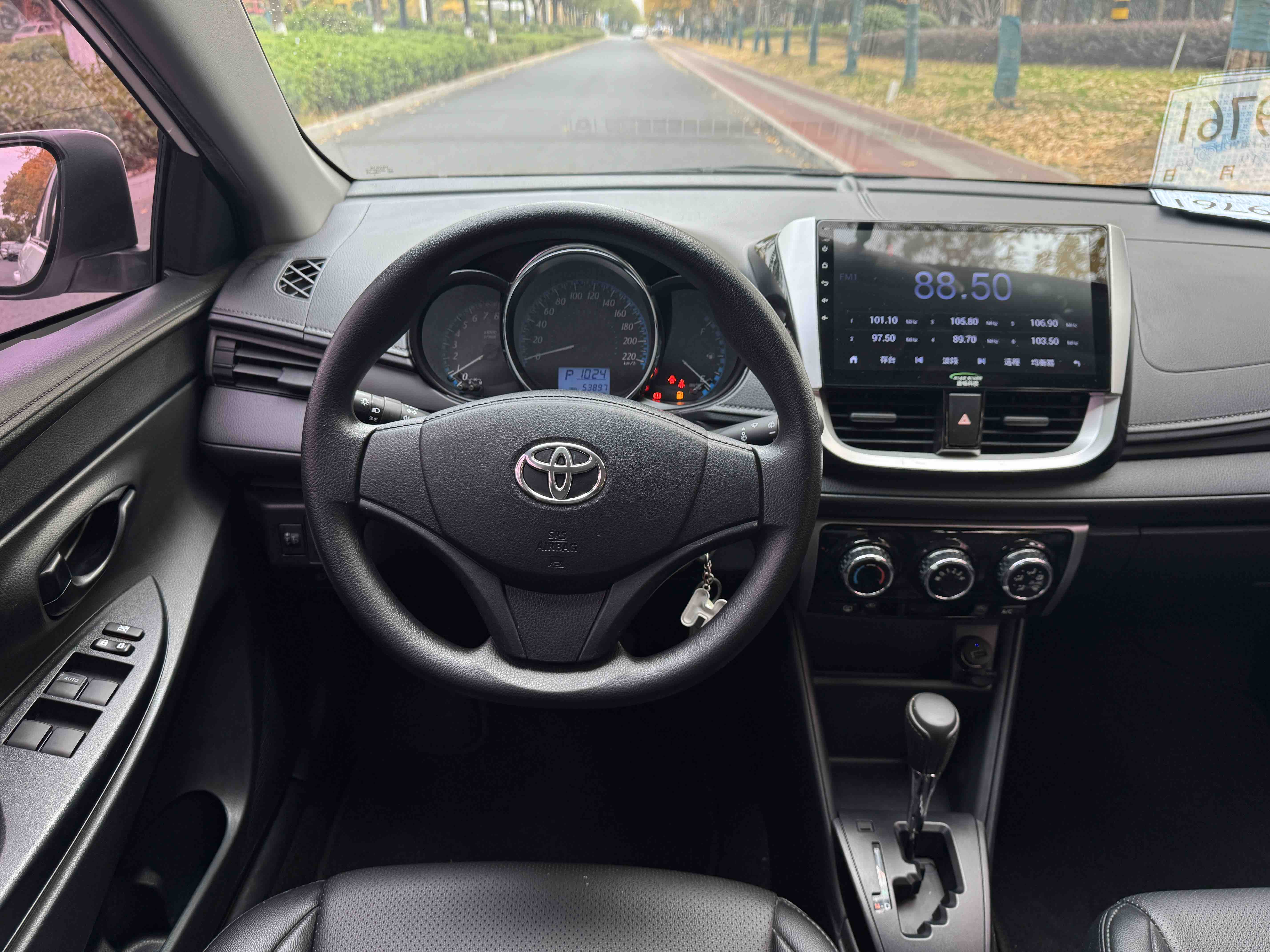 YARiS L 致炫 2018 汽车图片 #21