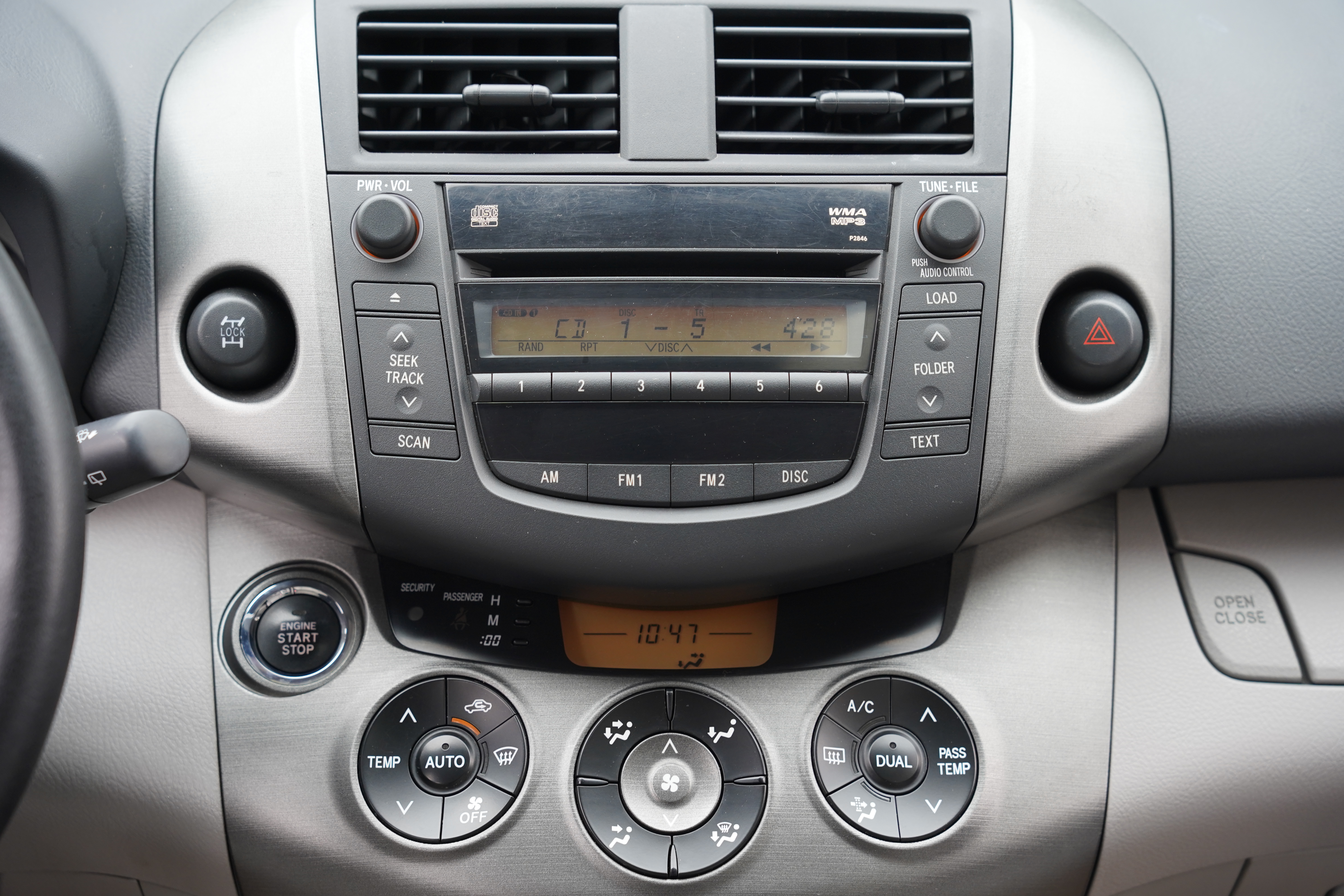 Toyota RAV4 2009 car image #21