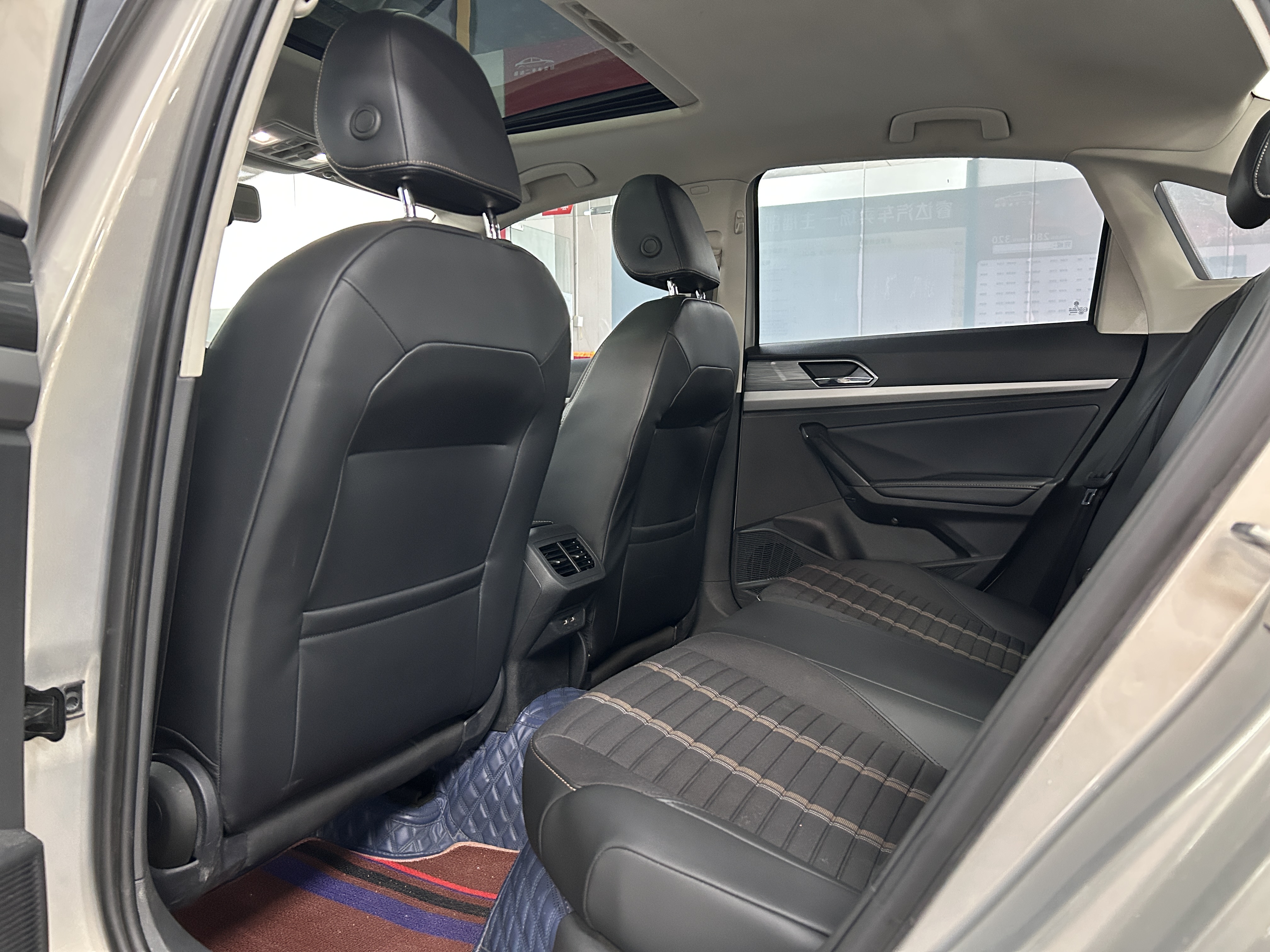 Volkswagen Lavida 2018 car image #21