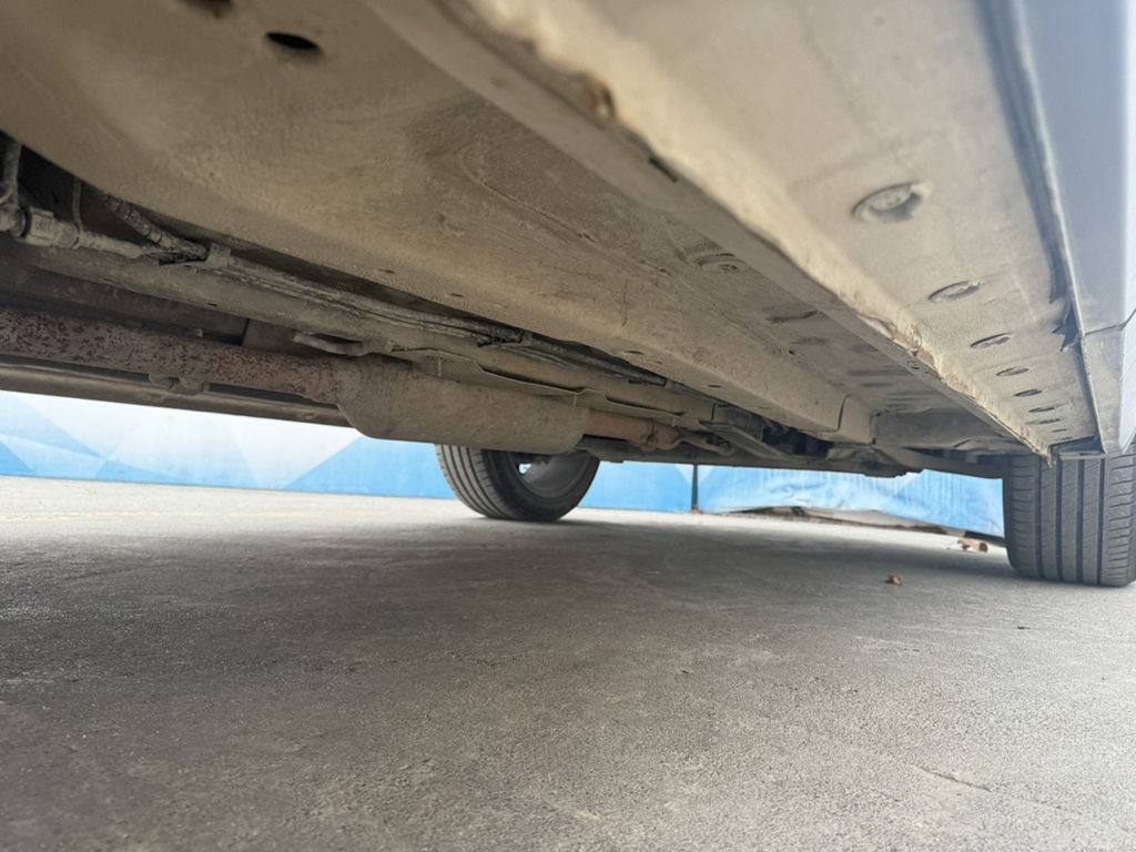 X70 2019 car image #21