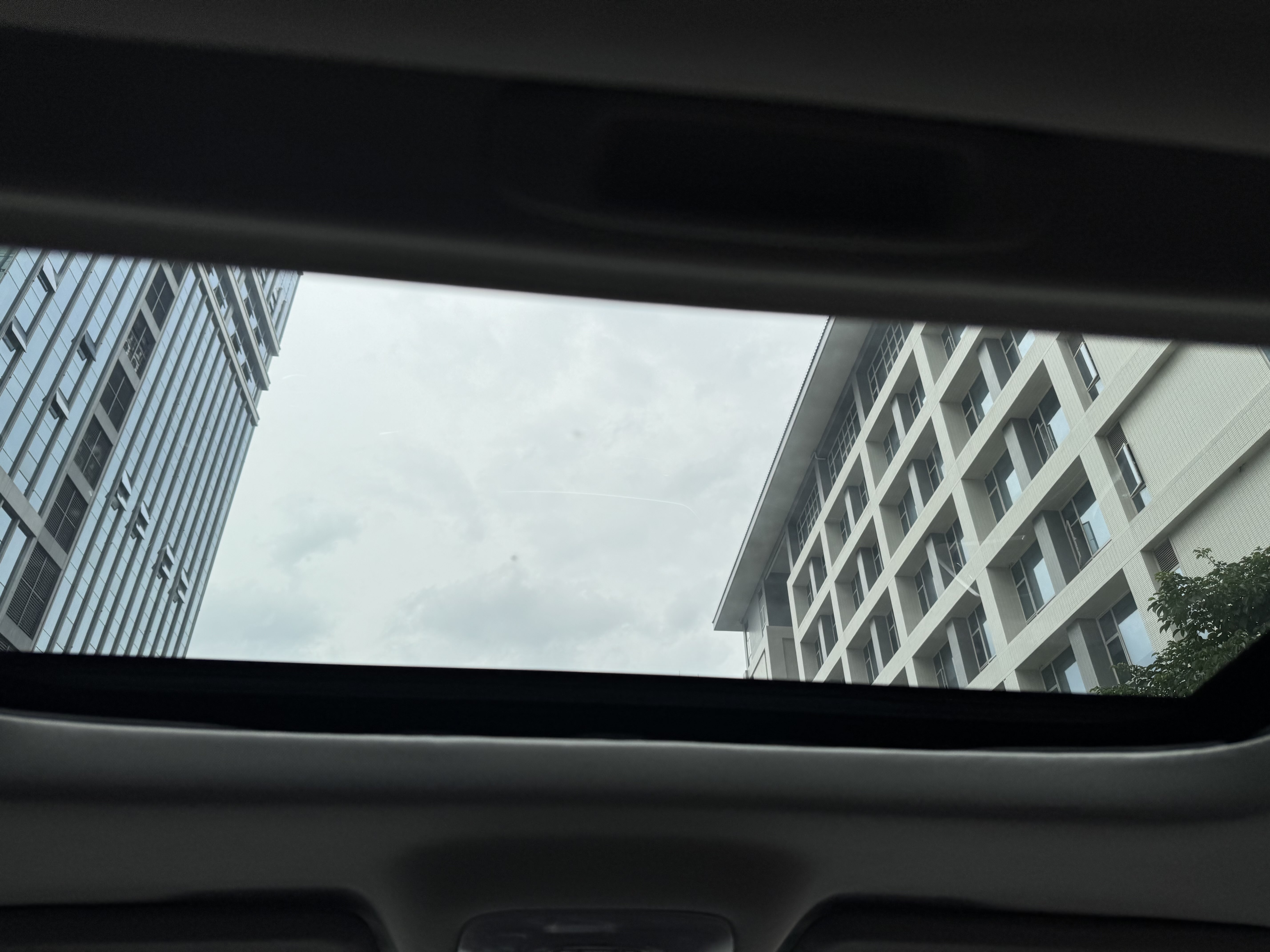 GAC Qizhi PHEV 2018 car image #21