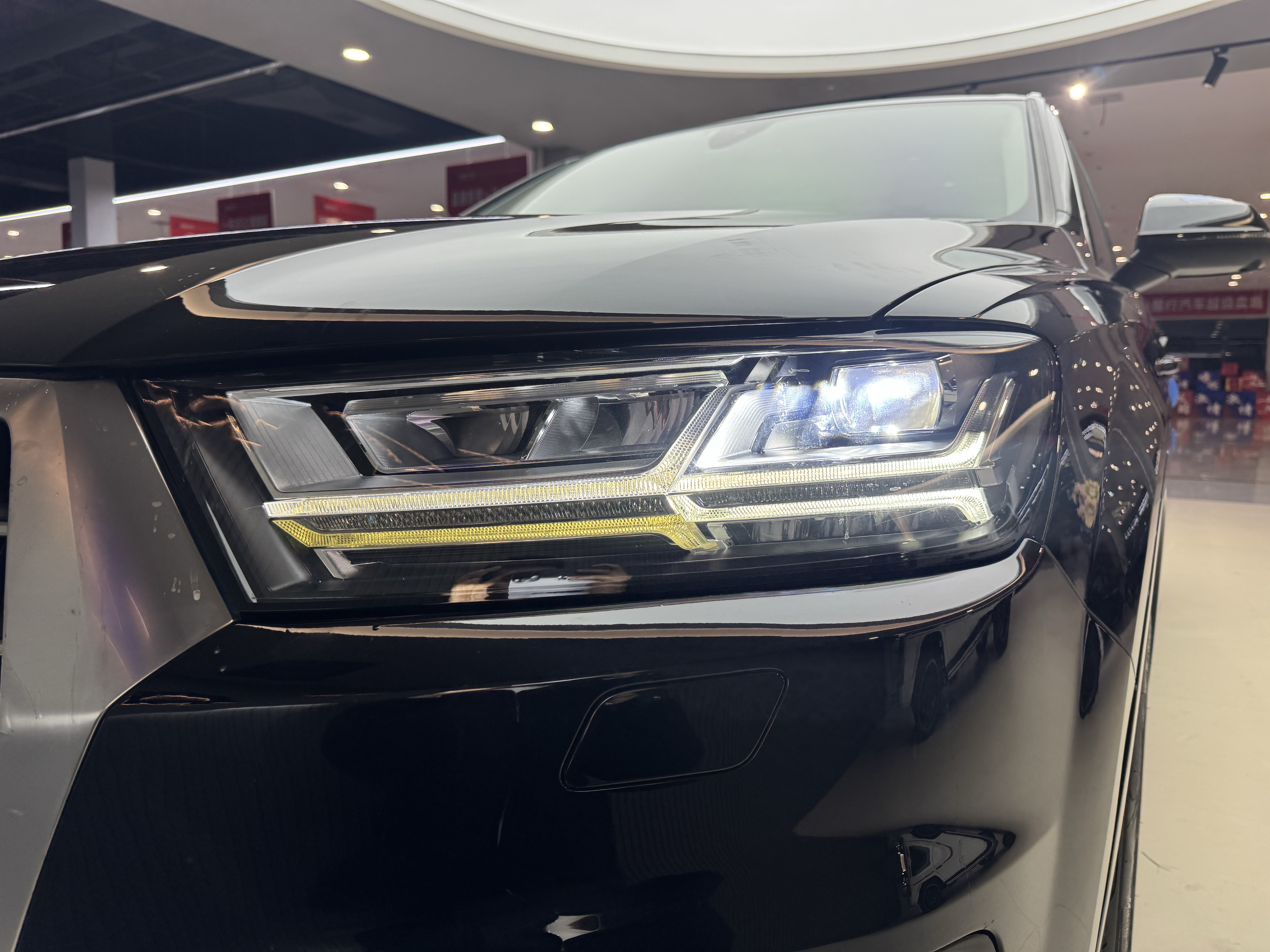 Audi Q7 2019 image de voiture #21