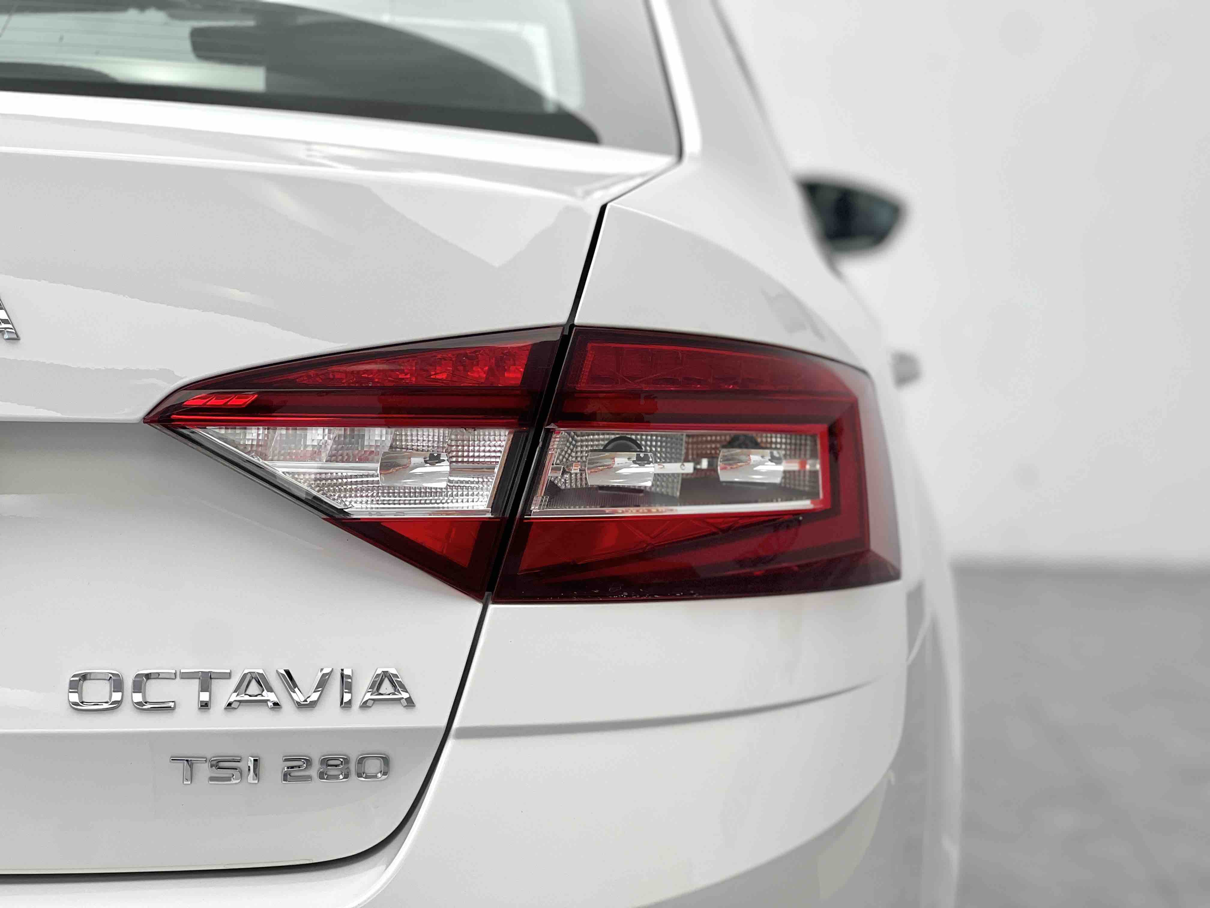 Skoda Octavia 2020 #21 Skoda Octavia 2020 car image #21