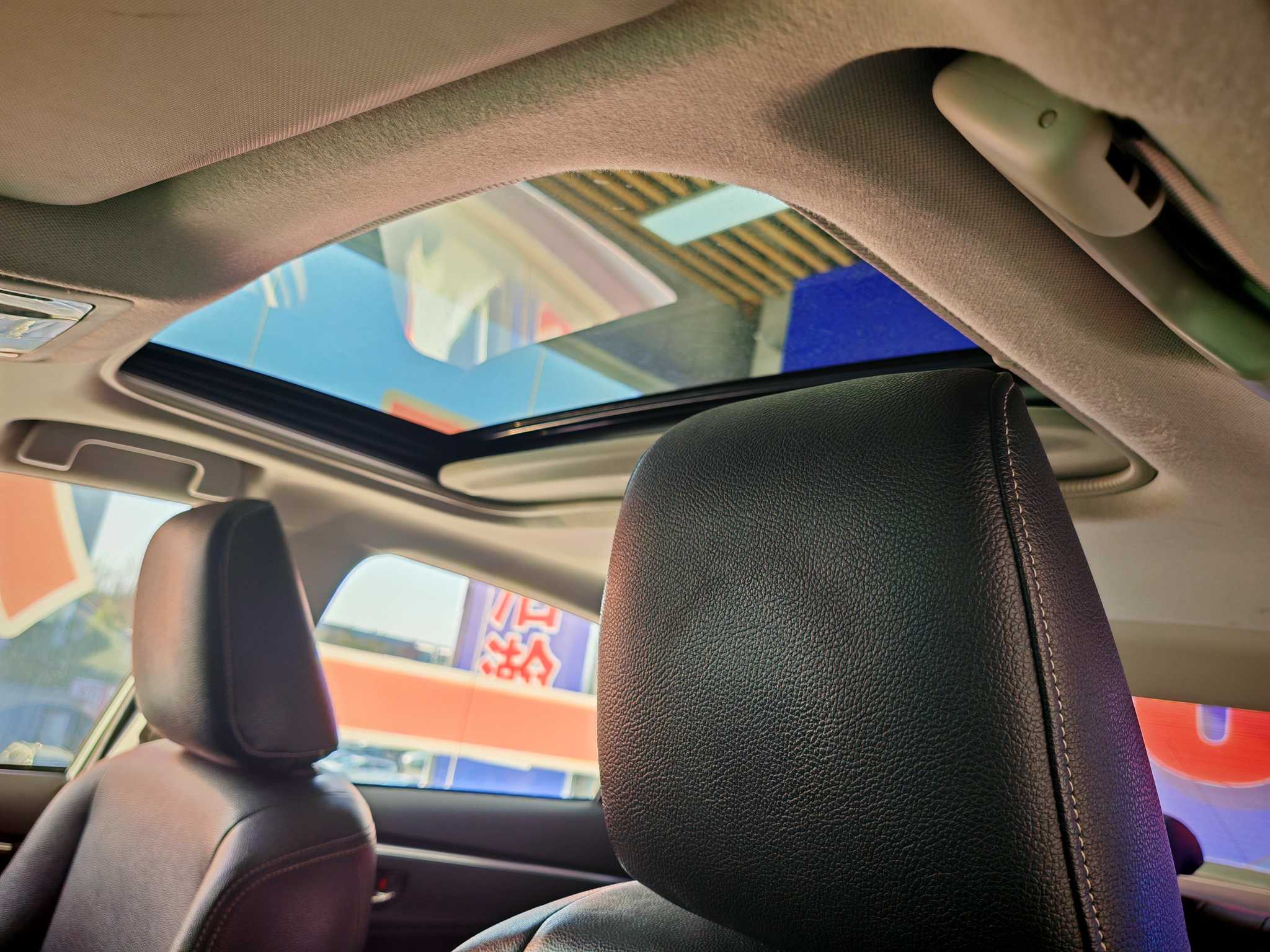 Toyota Corolla Hybird E+ 2020 immagine di auto #21