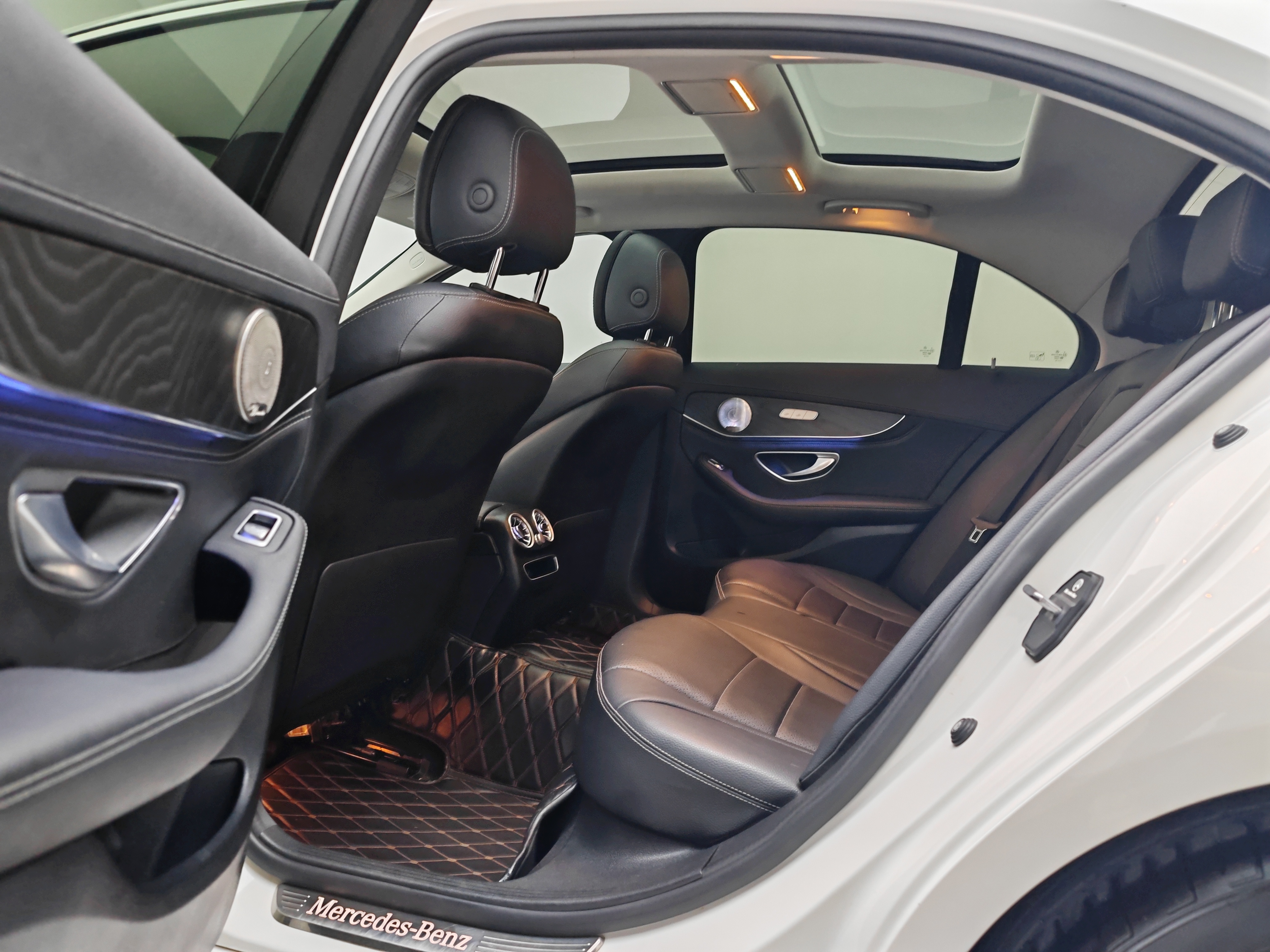 Mercedes-Benz C Class 2019 #21 Mercedes-Benz C Class 2019 car image #21