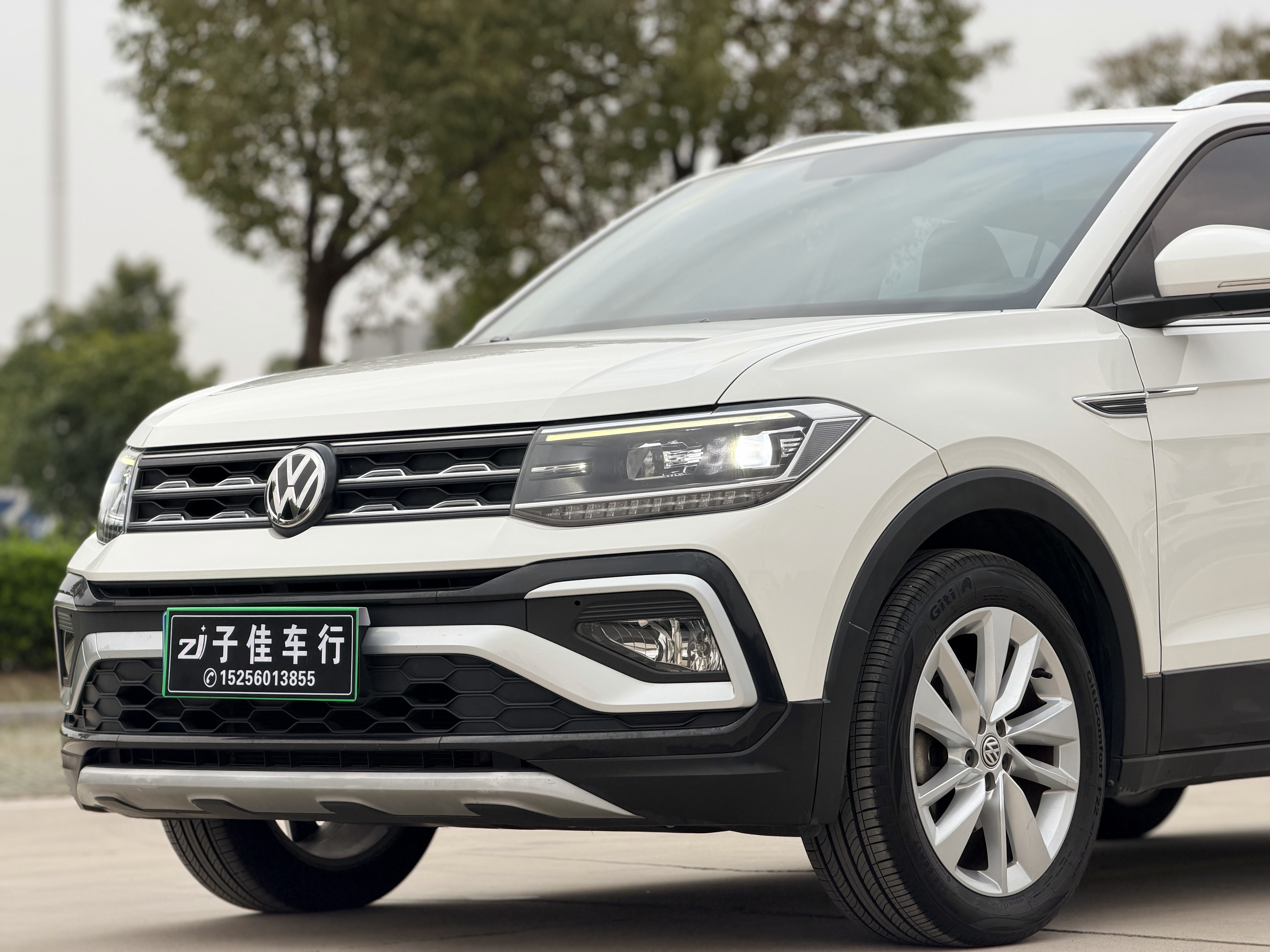 Volkswagen T-Cross 2020 car image #21