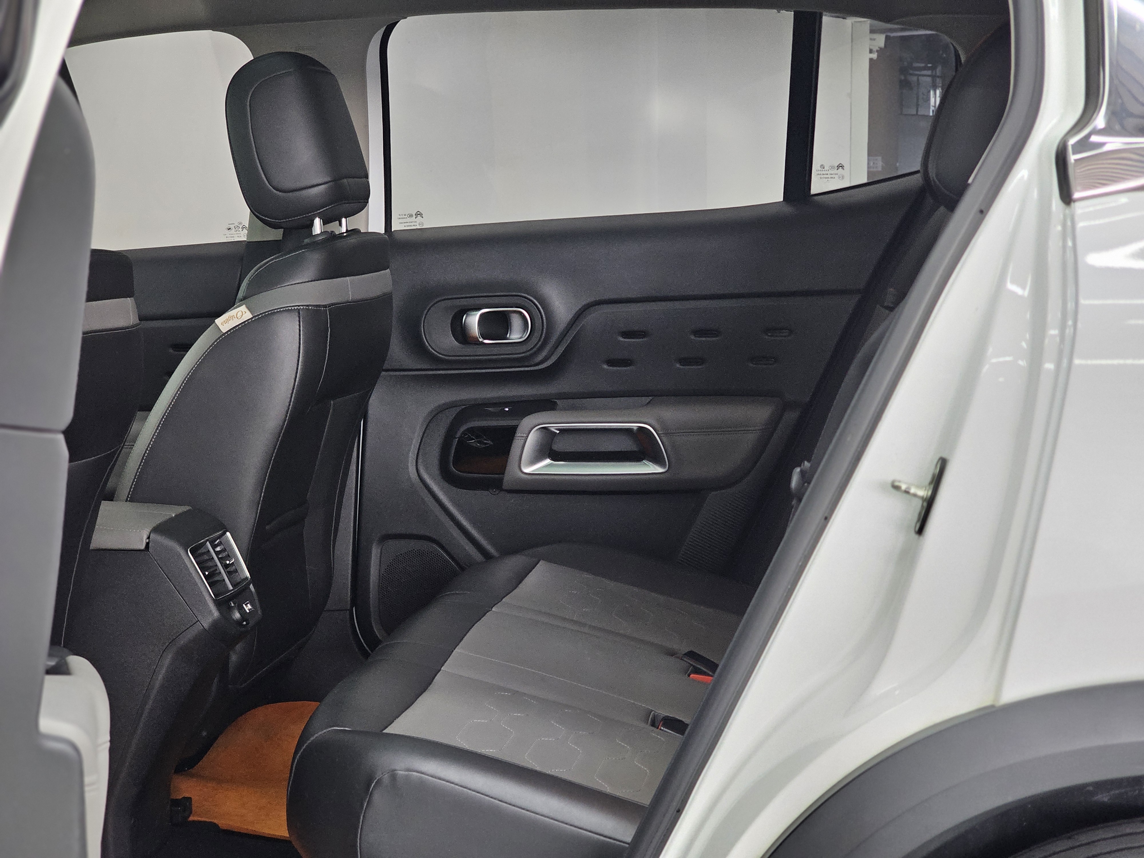 Citroen C5 AIRCROSS 2019 car image #21