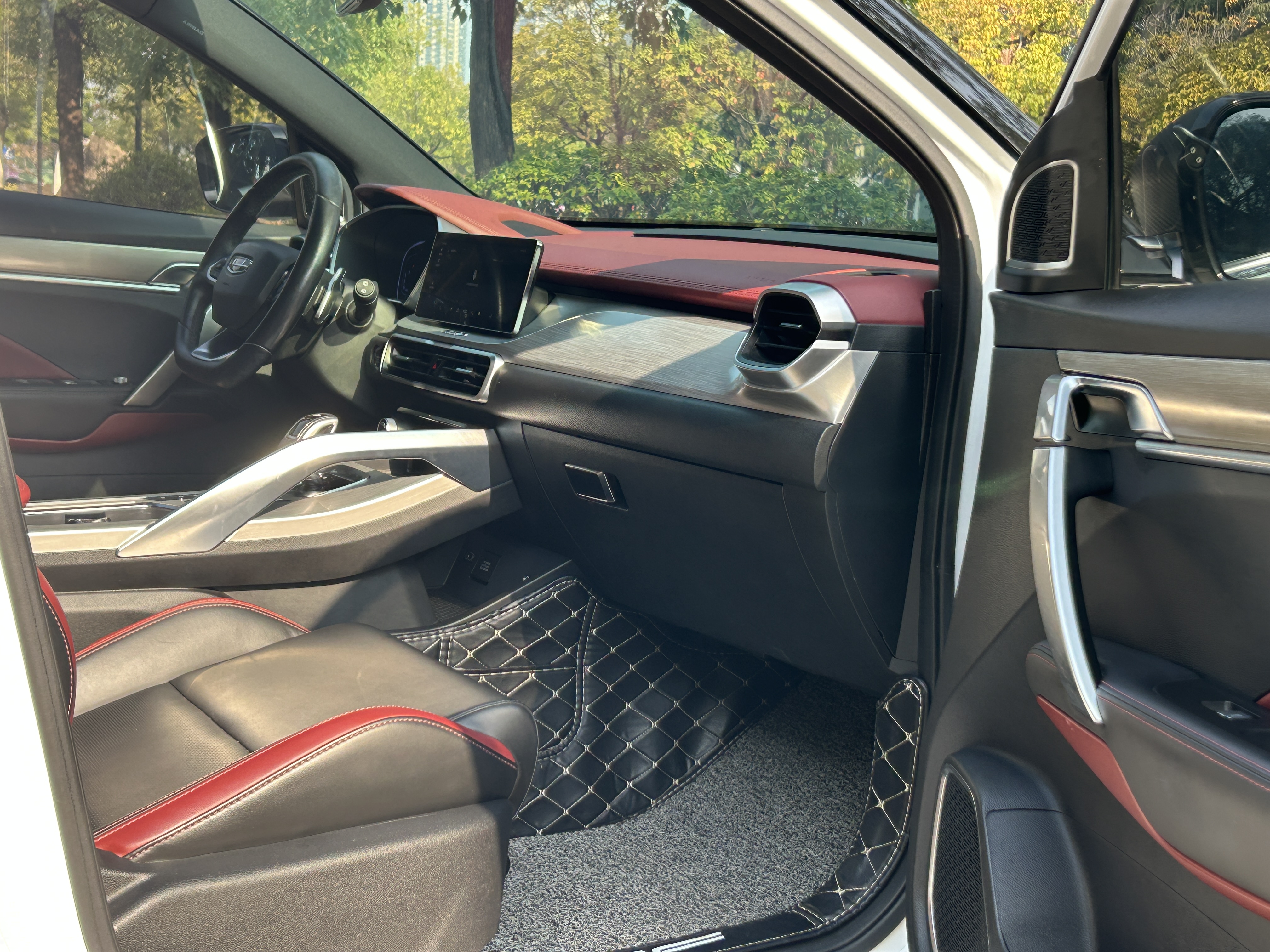 GEELY Coolray 2020 #21 GEELY Coolray 2020 car image #21