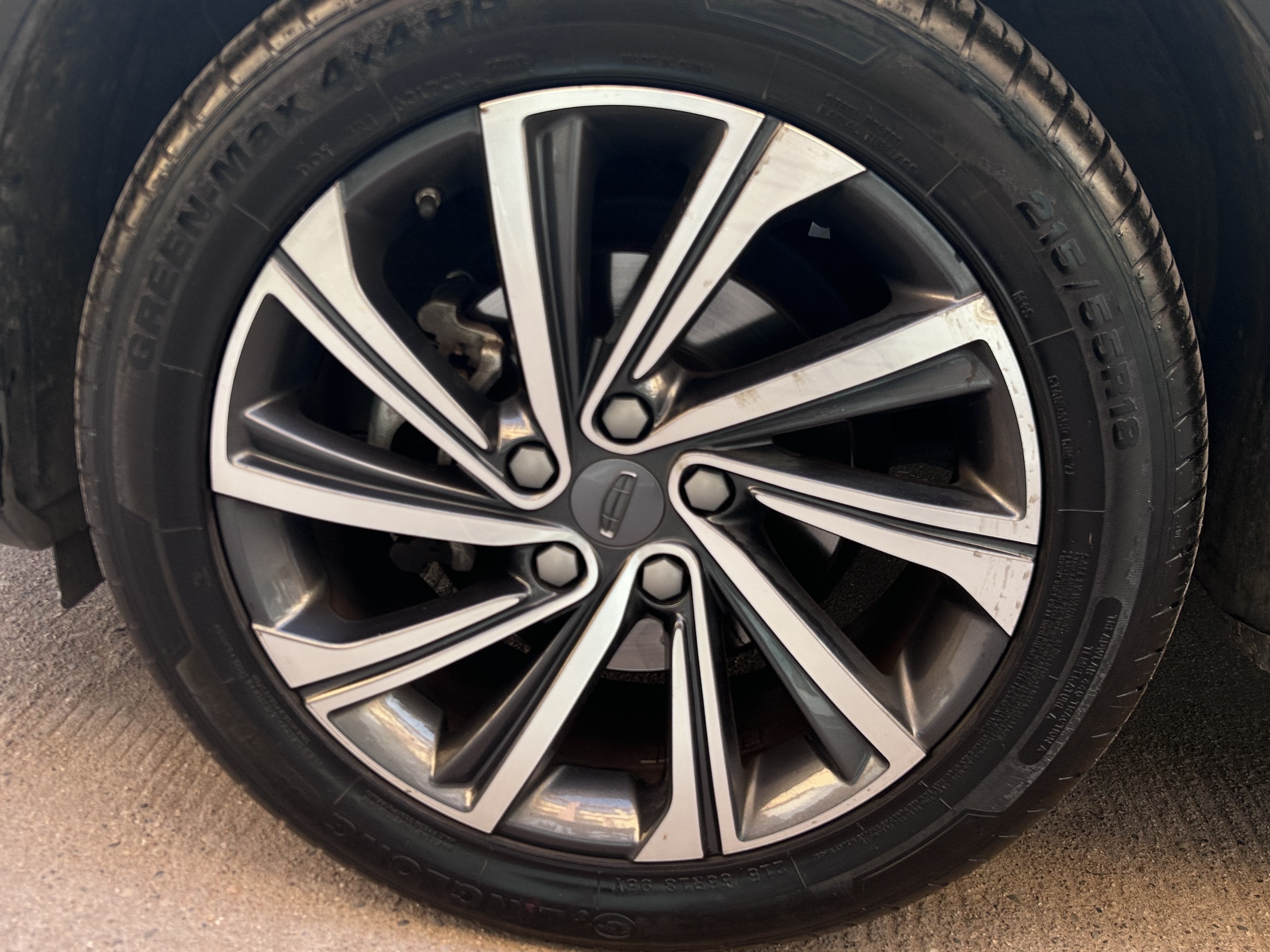 GEELY Coolray 2020 #21 GEELY Coolray 2020 car image #21