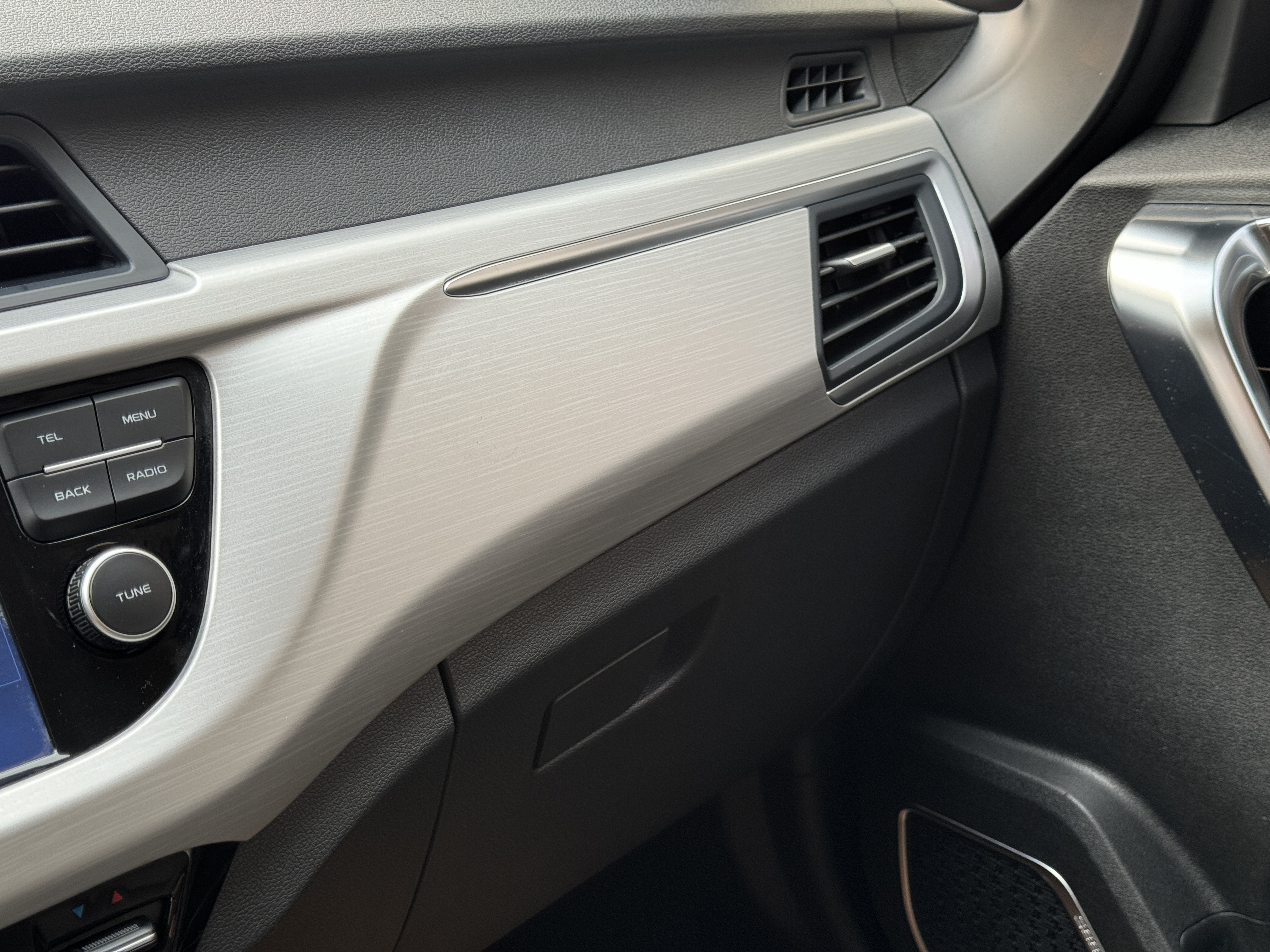 2020 #21 2020 car image #21