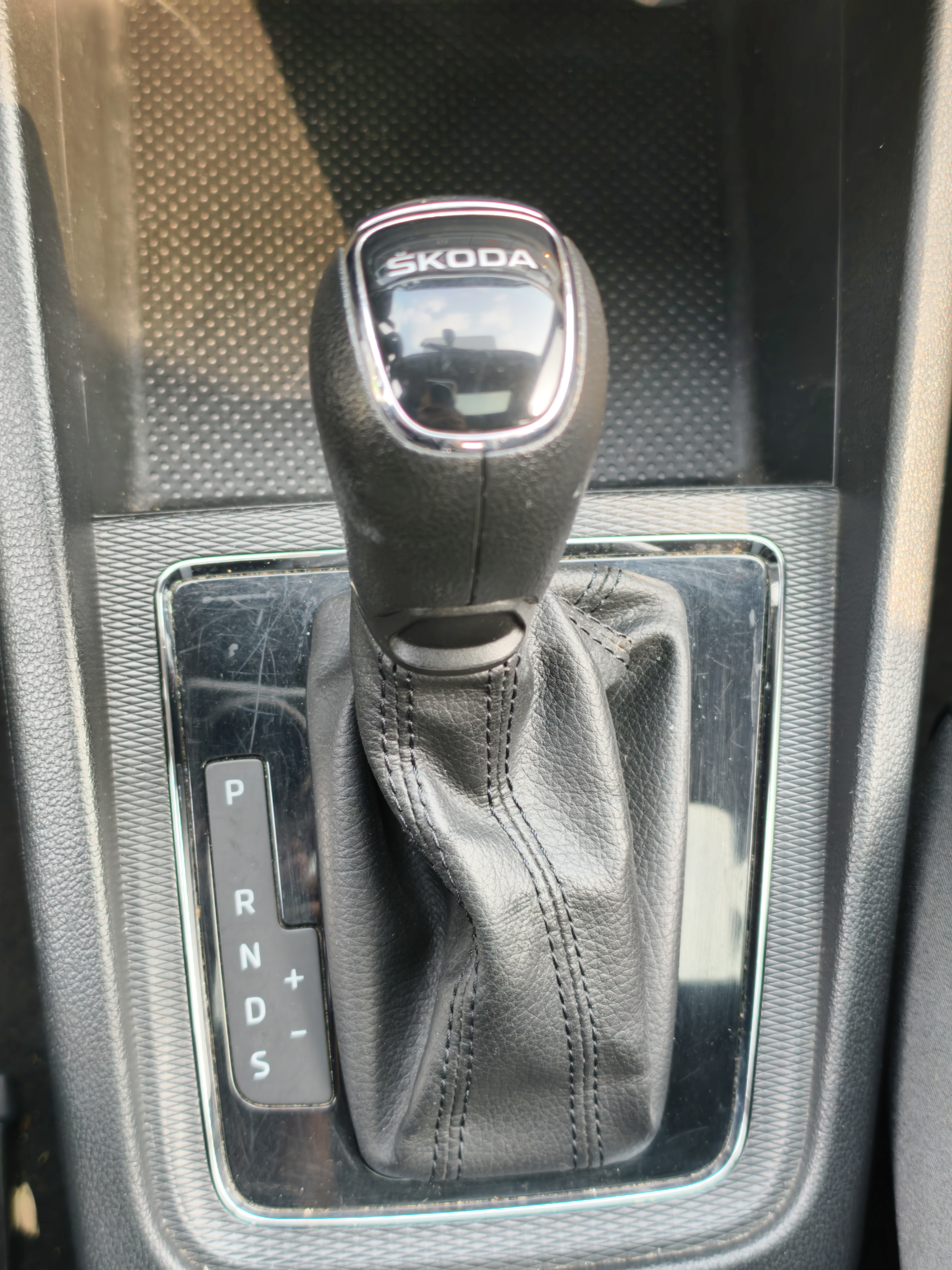 Skoda Kamiq 2020 imagem de carro #21