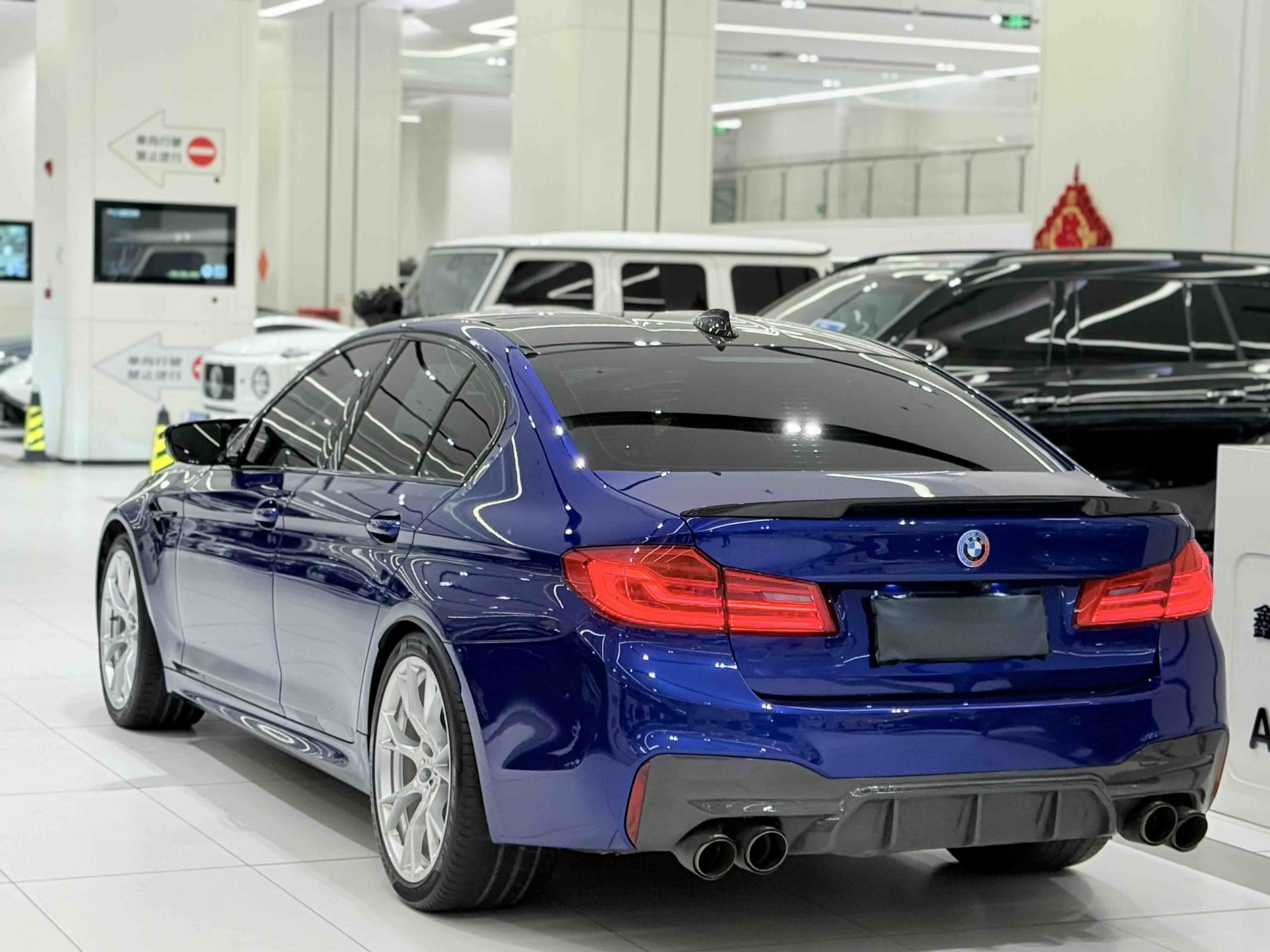 BMW M5 2021 изображение автомобиля #21