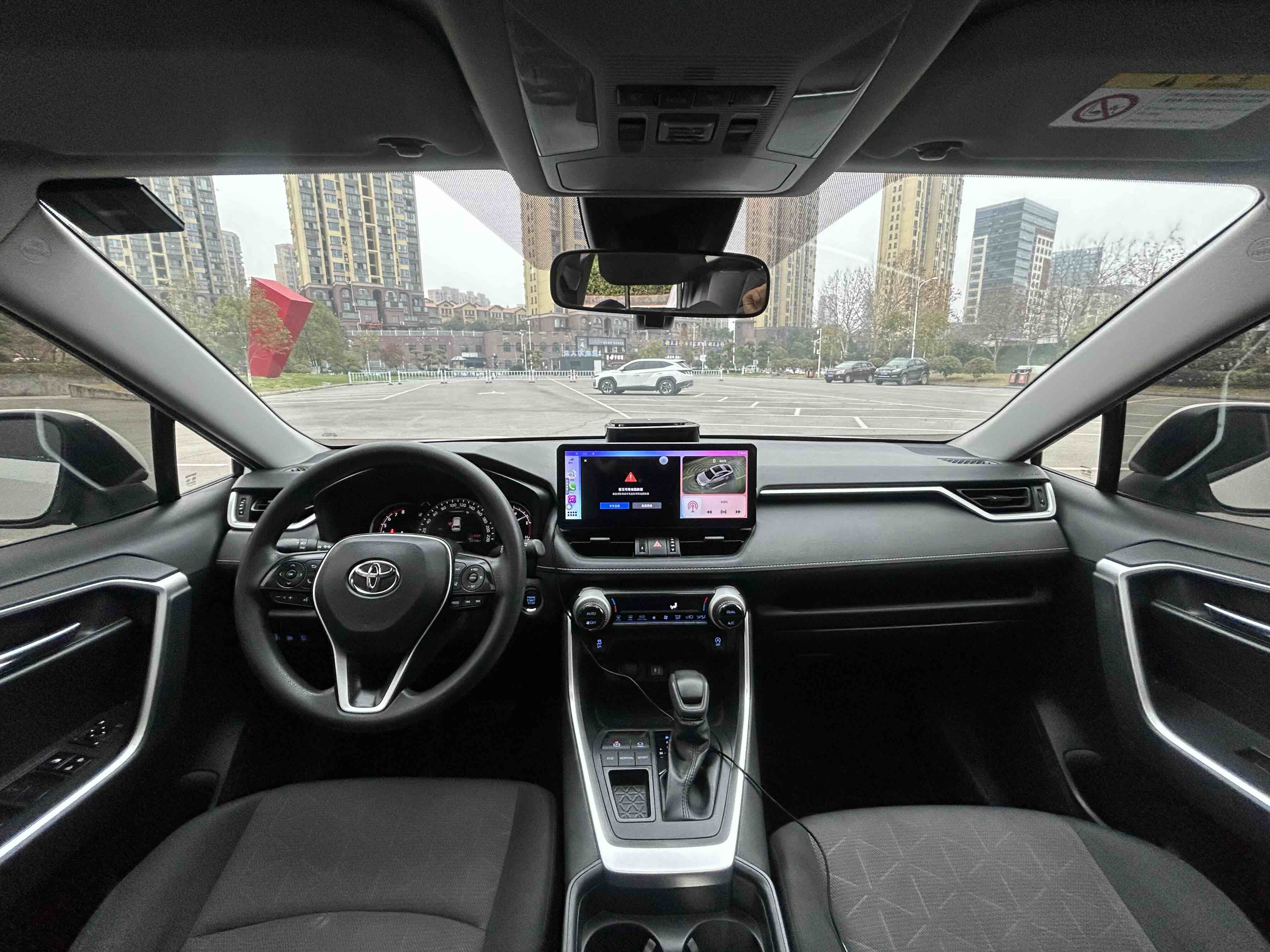 Toyota RAV4 2020 #21 Toyota RAV4 2020 car image #21