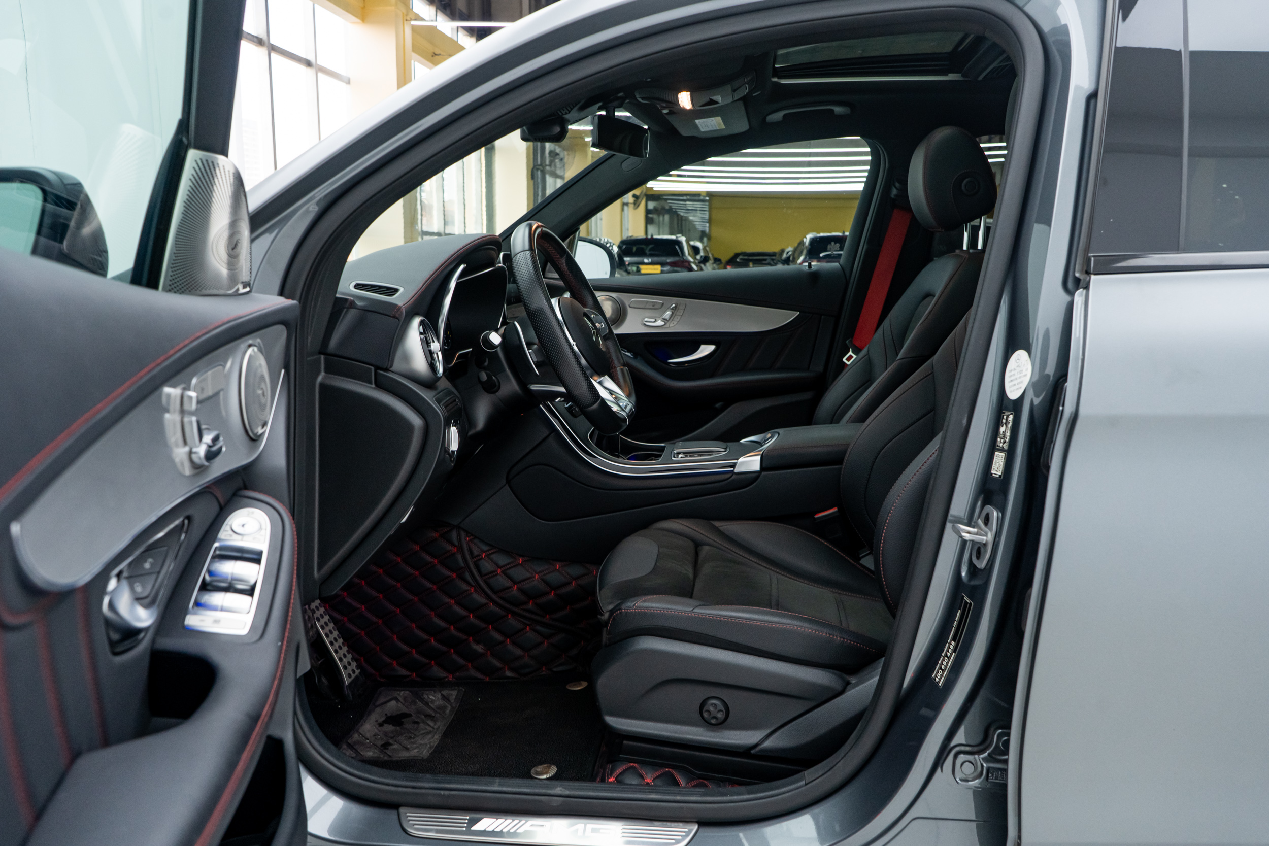 Mercedes-Benz GLC Coupe AMG 2021 image de voiture #21