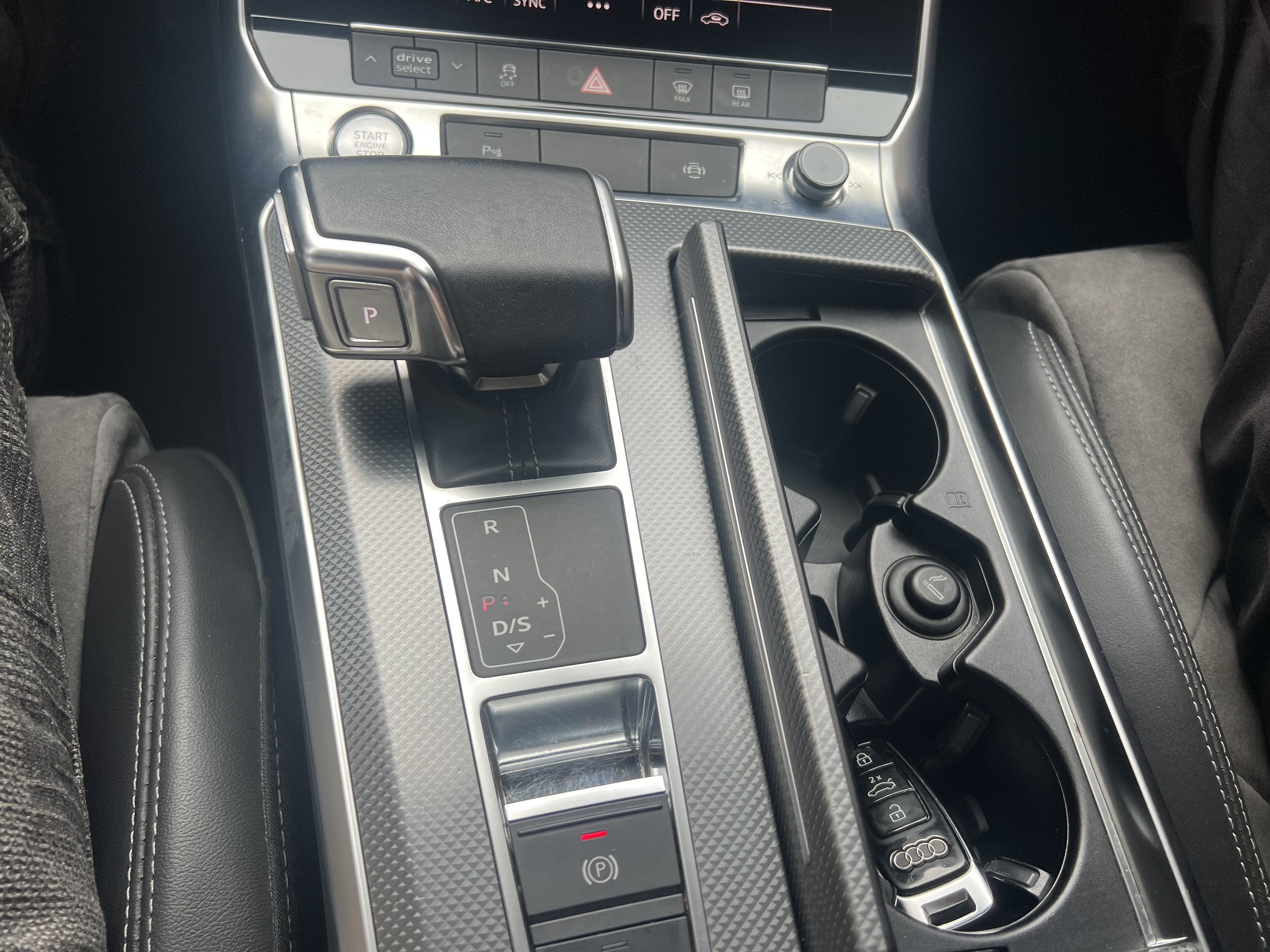 Audi A6L e-tron 2019 #21 Audi A6L e-tron 2019 صورة سيارة #21