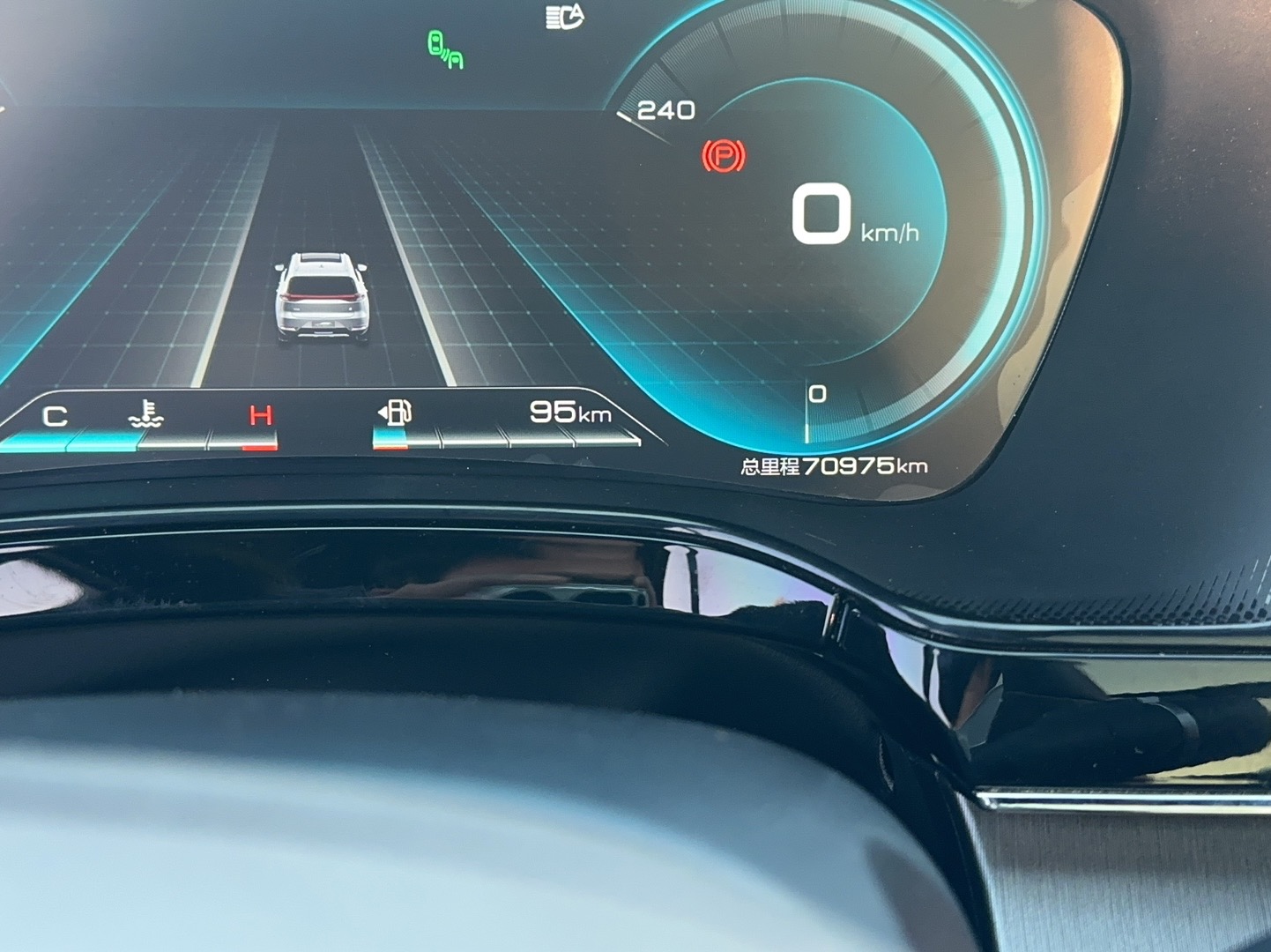 BYD Tang 2021 car image #21