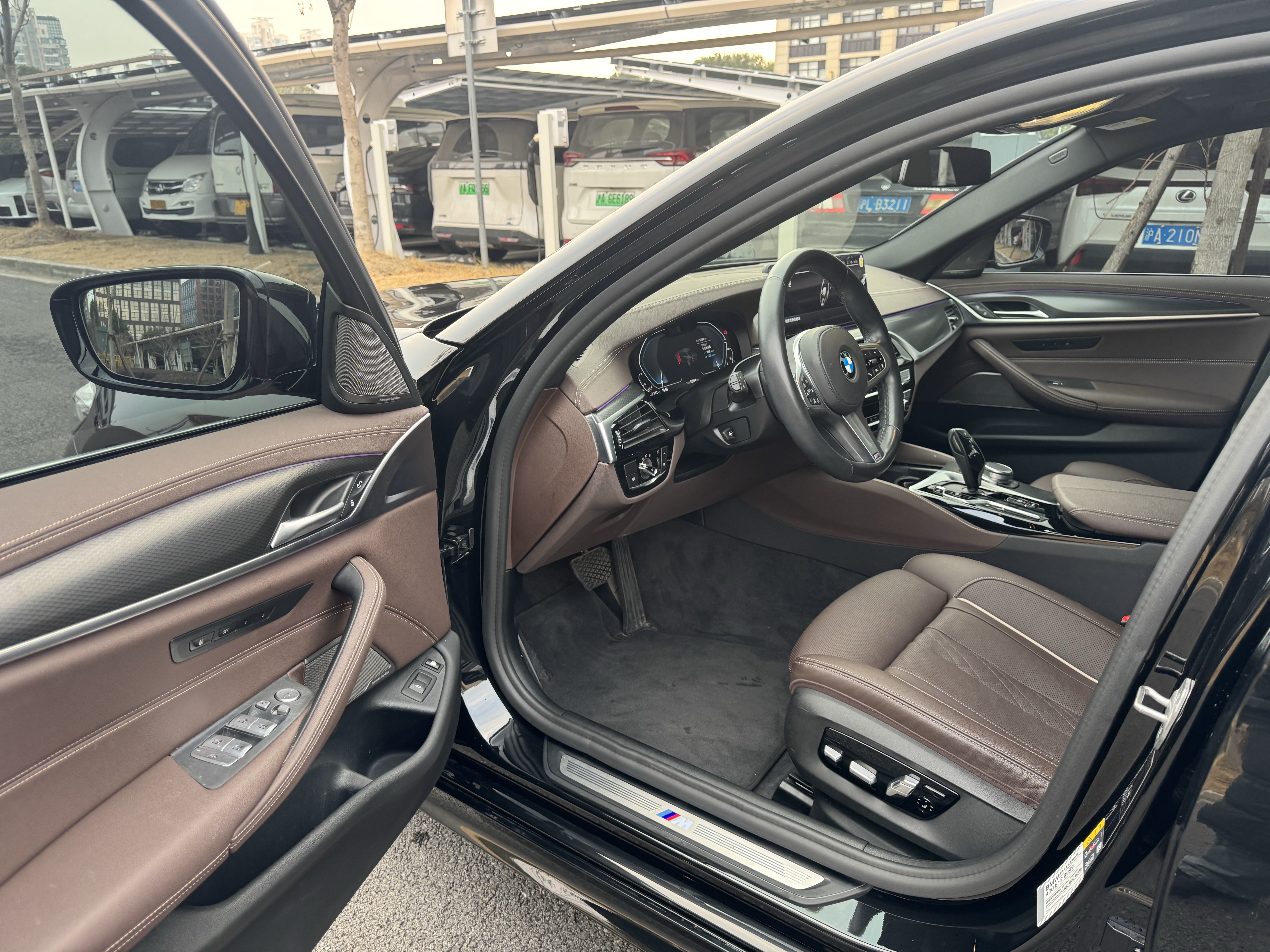 BMW 5 Series New Energy 2021 car image #21