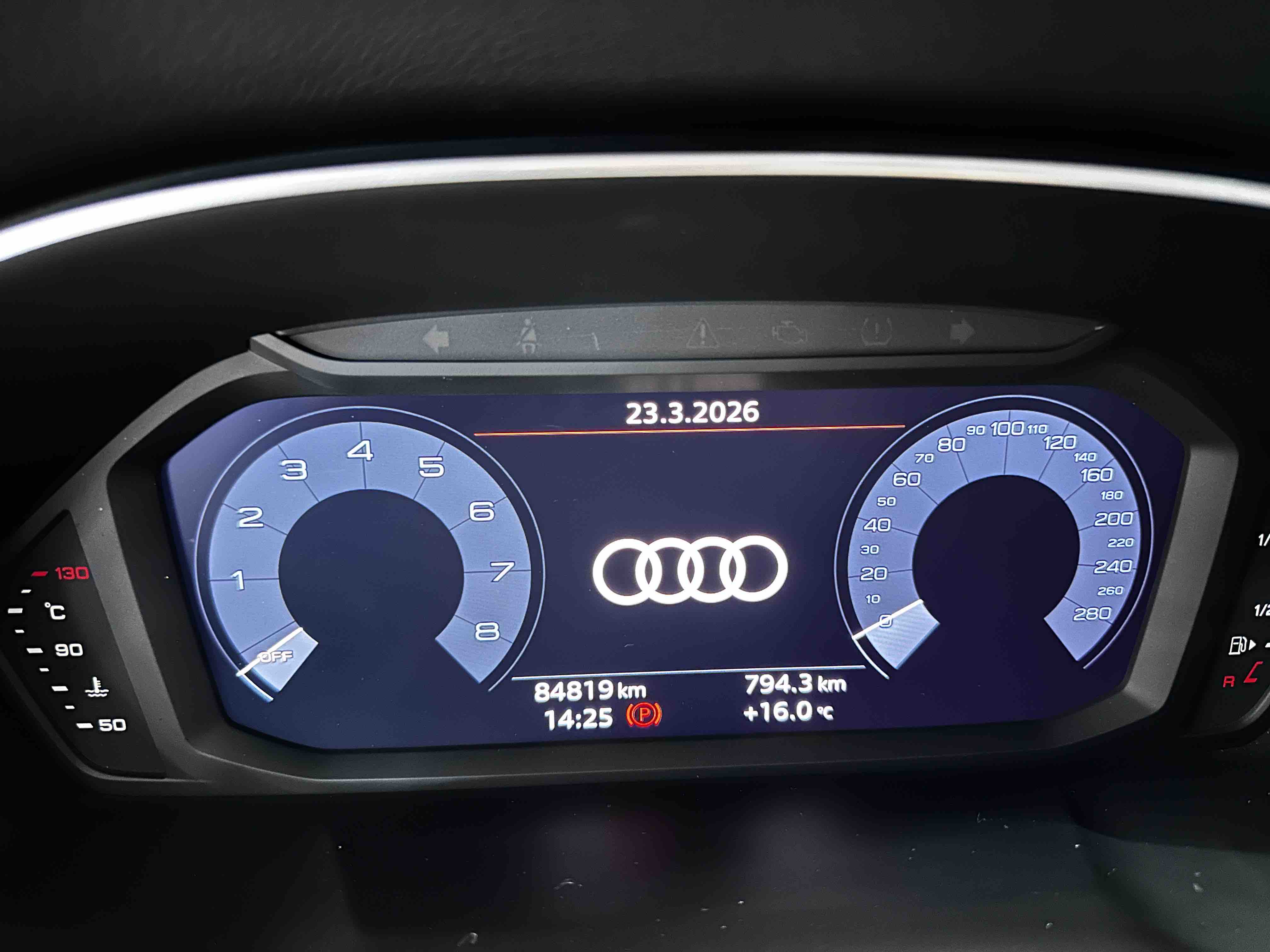 Audi Q3 2021 #21 Audi Q3 2021 car image #21