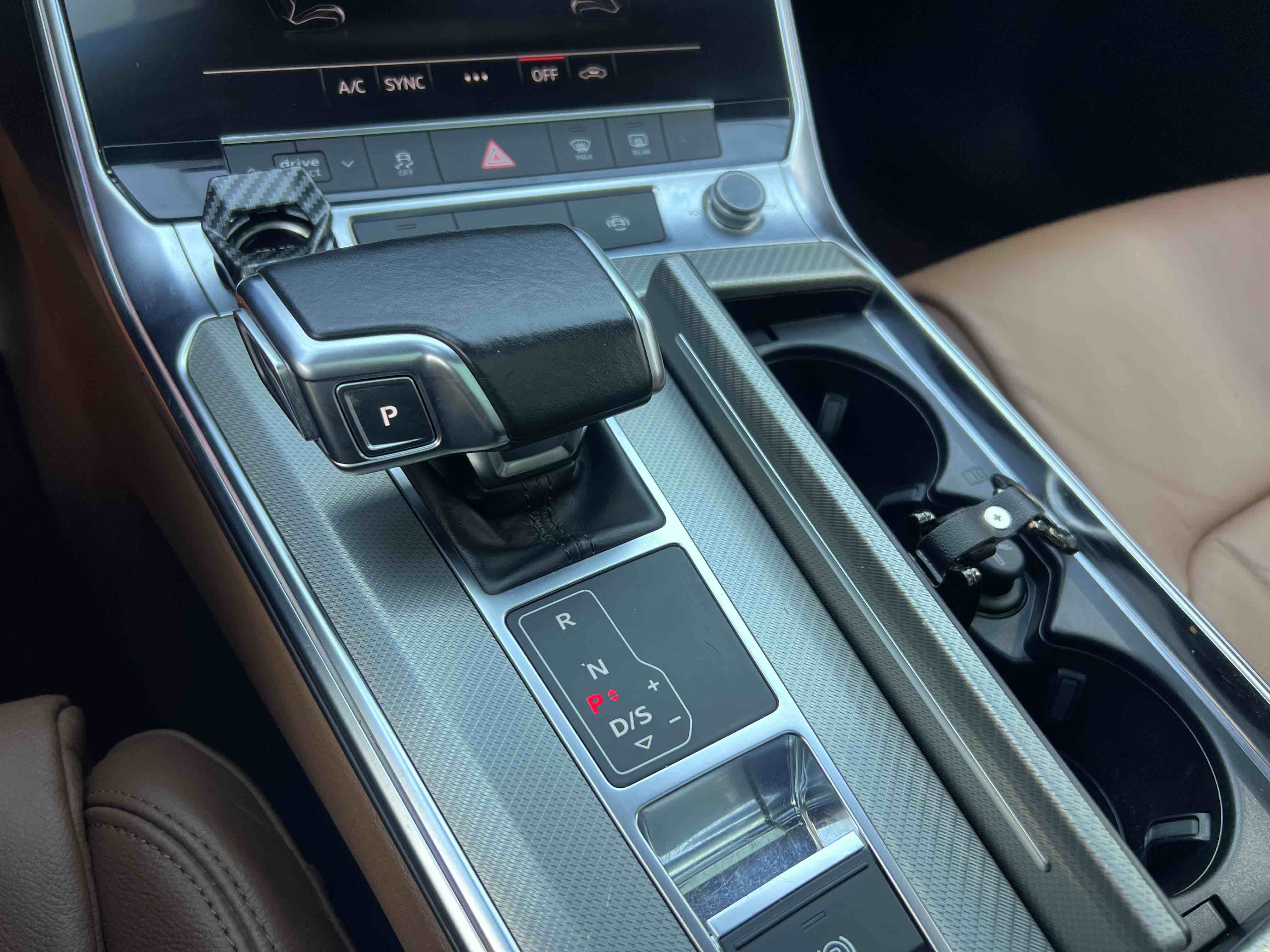 Audi A6L 2021 #21 Audi A6L 2021 car image #21